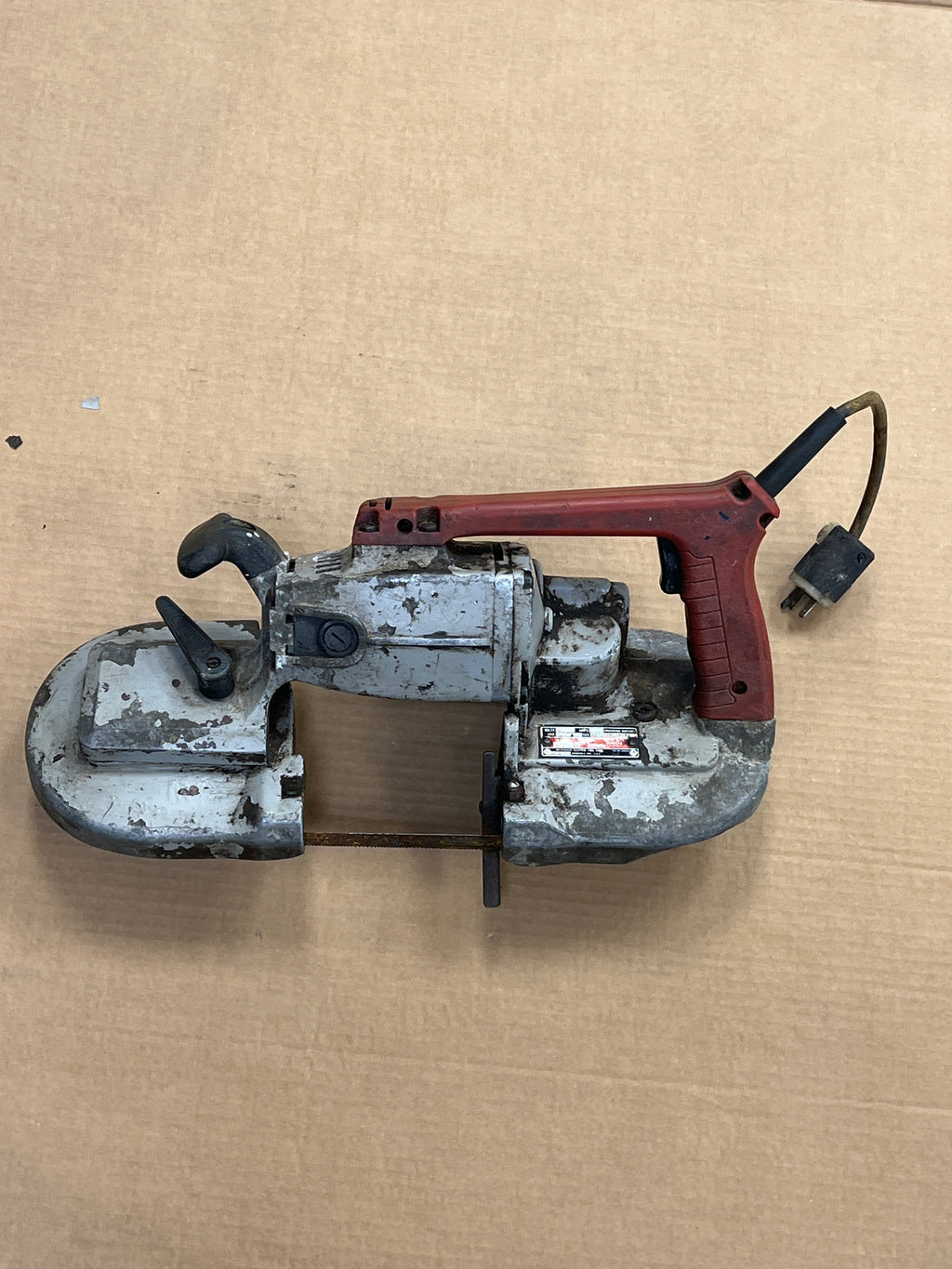 Milwaukee 6225 Portable Band Saw 200/250fpm 120v-ac