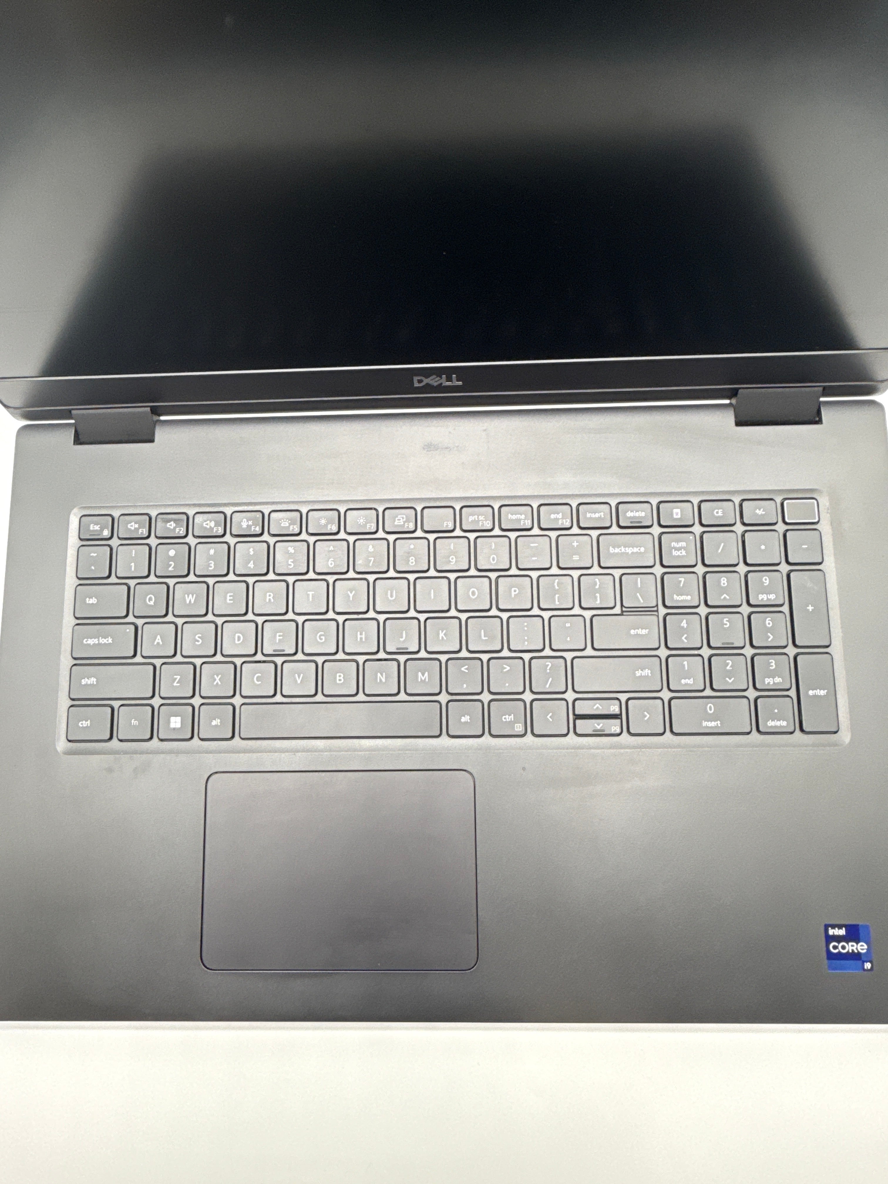 Dell Precision 7780 17.3 in Intel Core i9 64GB RAM 2TB SSD Gray