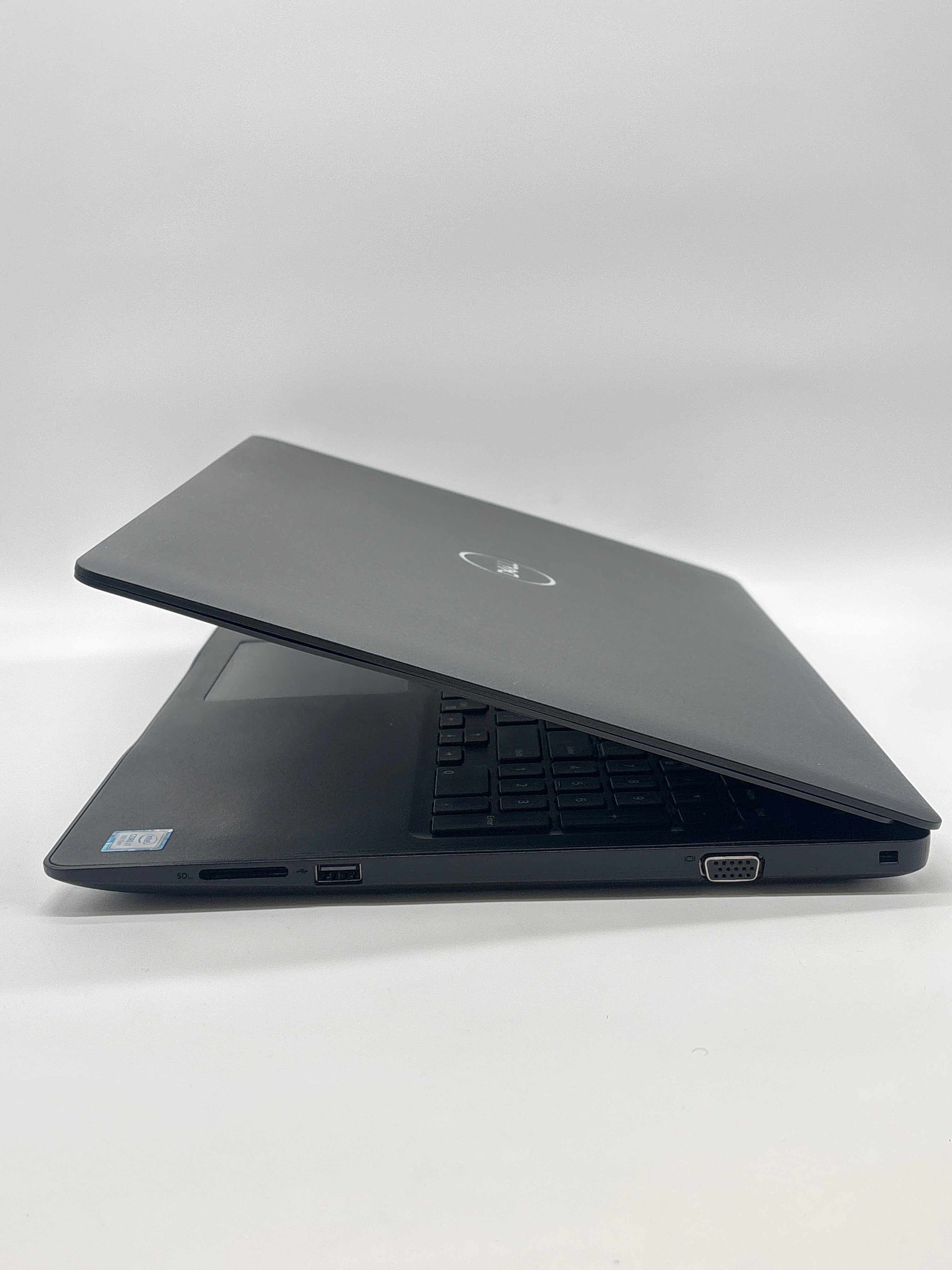Dell Latitude 3590 i7 8th Gen 8GB RAM 512GB SSD - Bad Battery