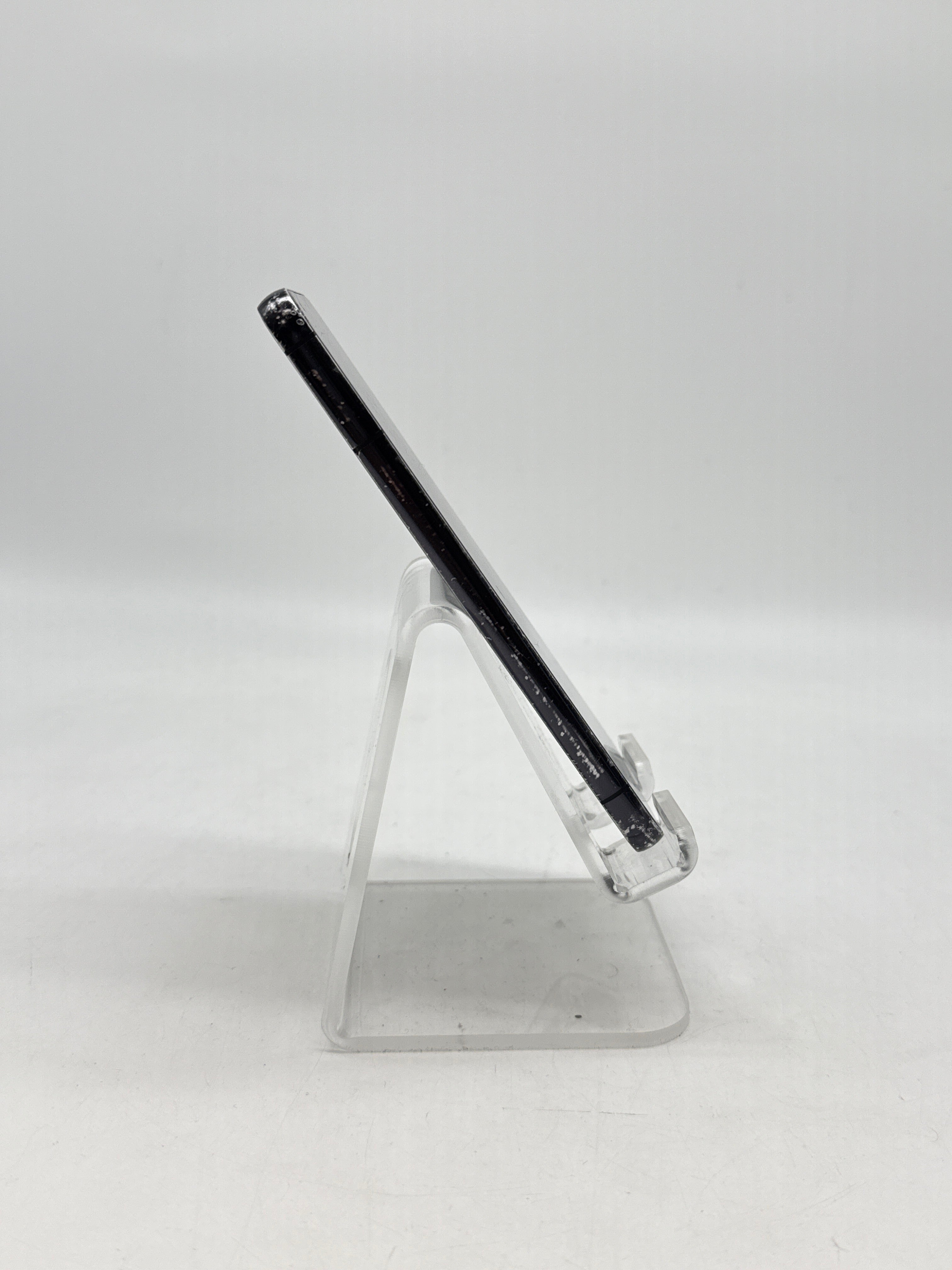 T Mobile Samsung Galaxy S22 SM-S901U 256GB - Cracked Screen