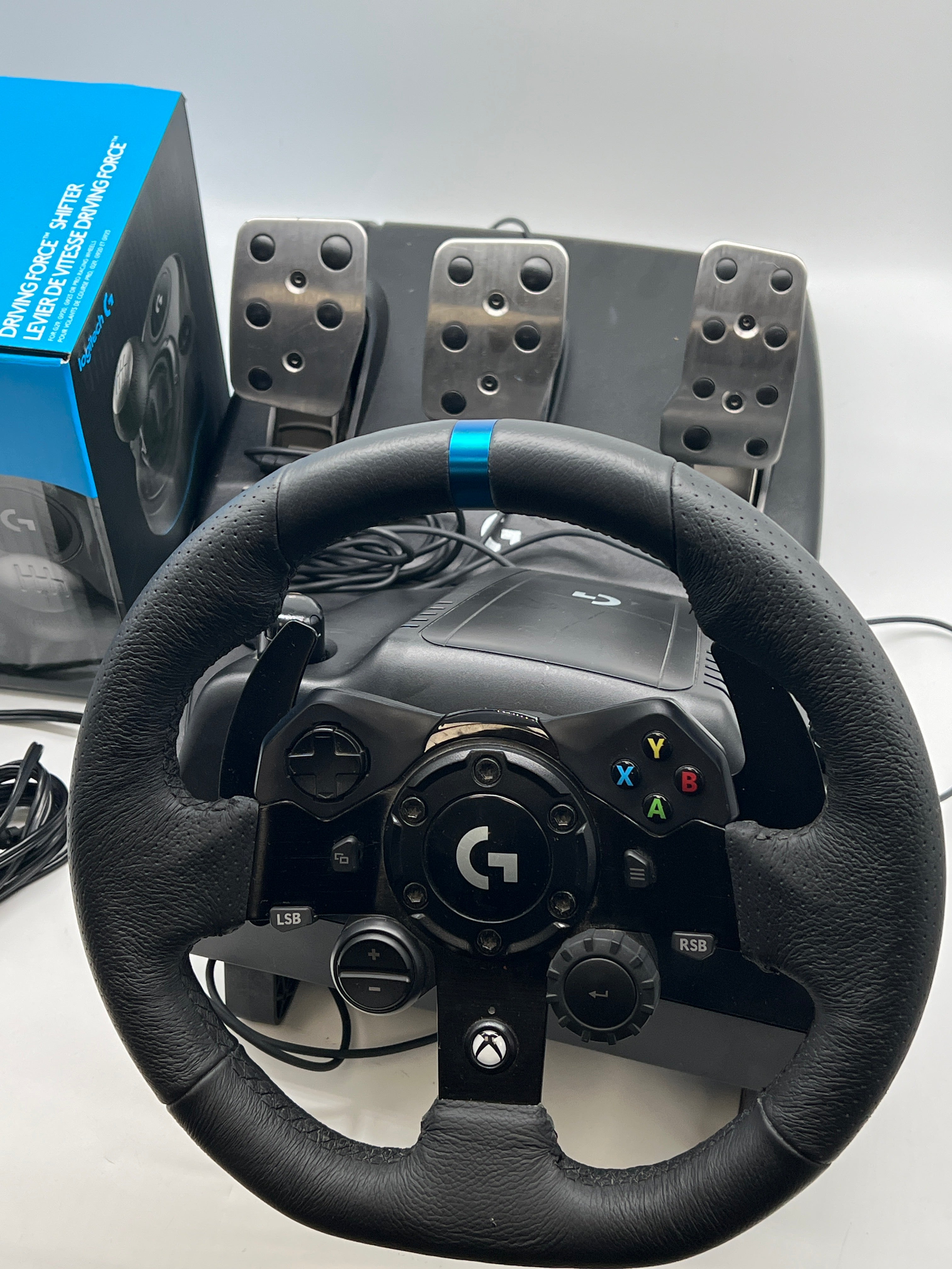 Logitech G923 Racing Wheel and Pedal With Driving Force Shifter - Used
