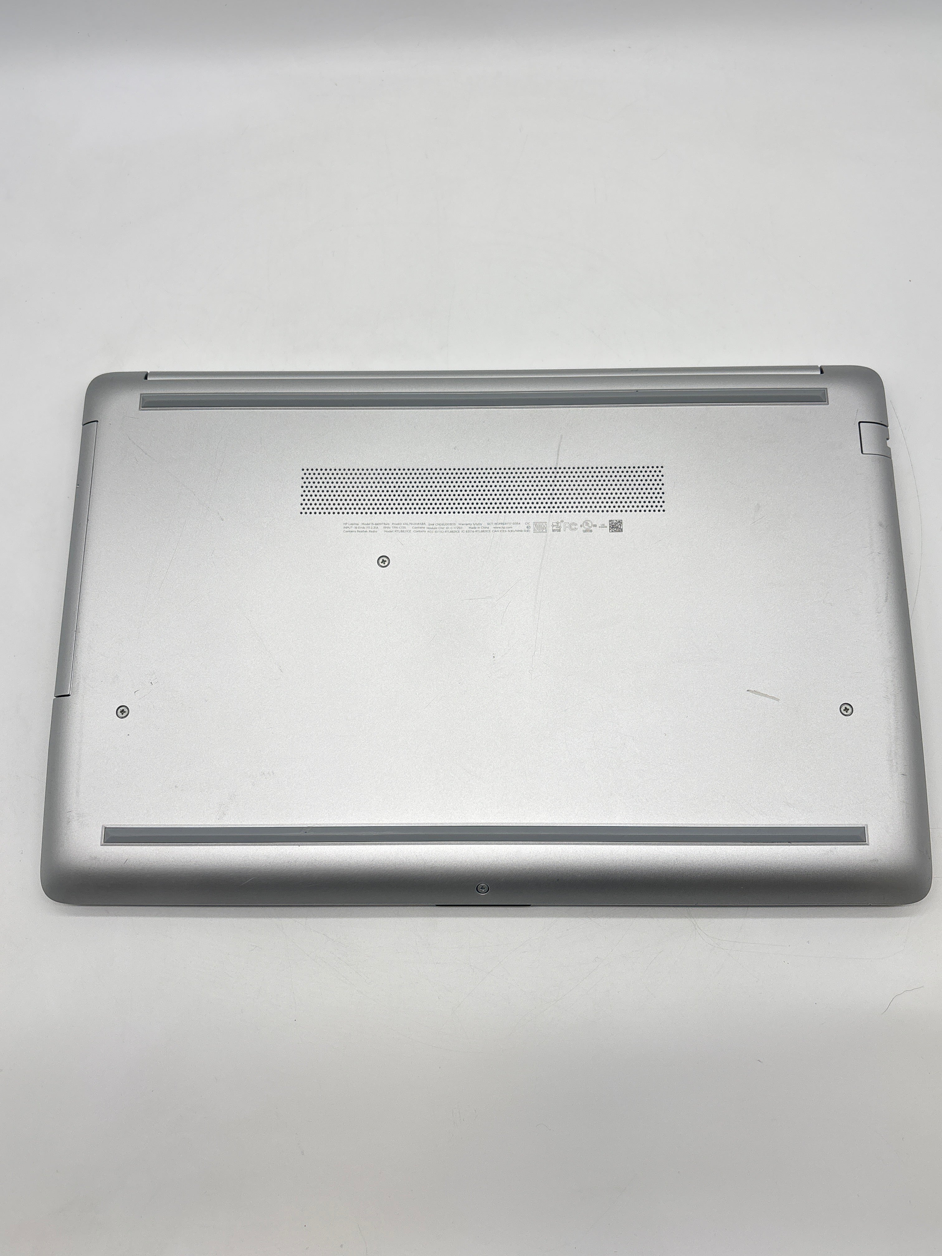 HP 15-da0073wm Intel Core i7-8550U 1TB SSD 4GB RAM