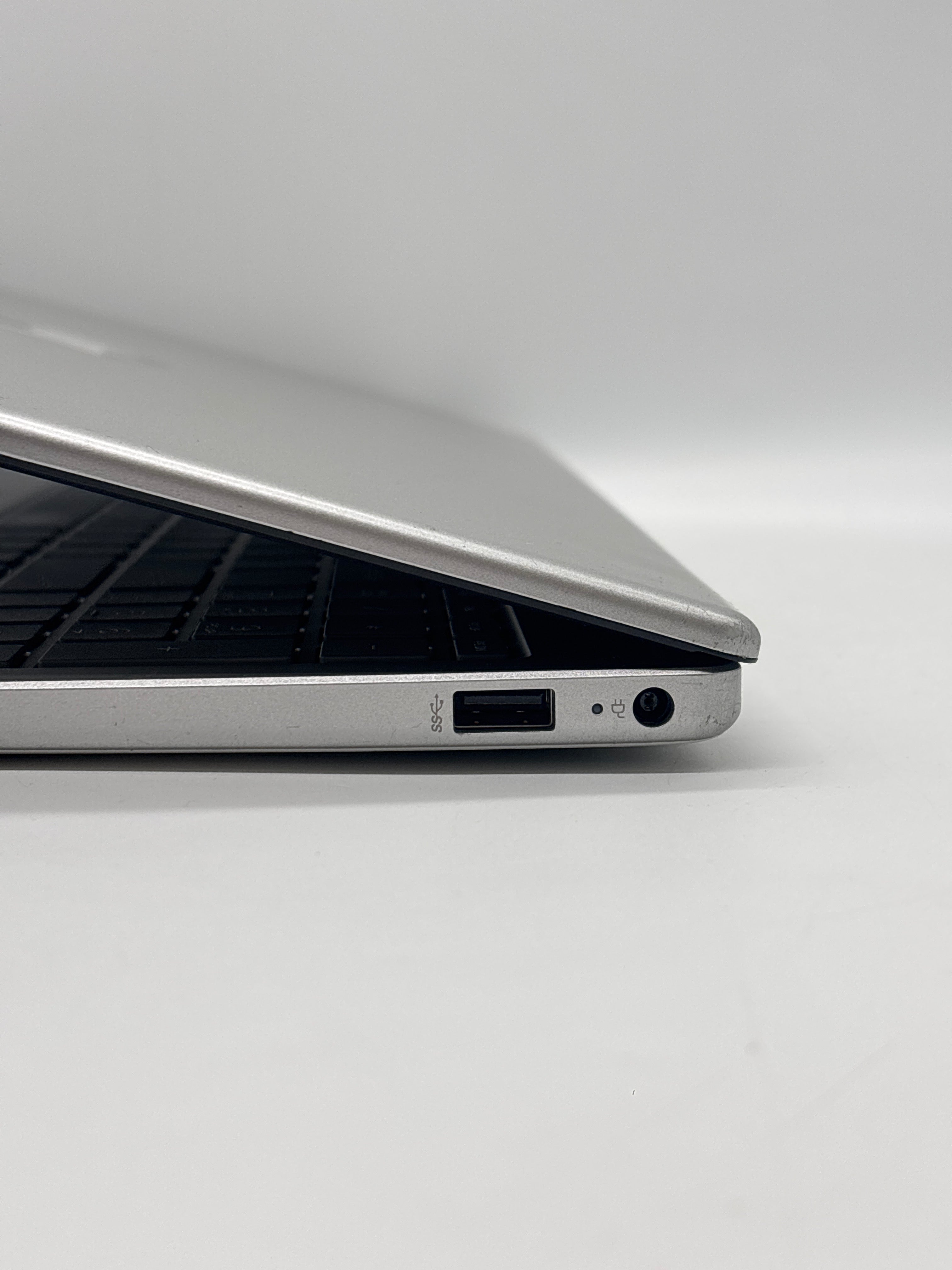 HP 15-fd0107dx i7-1255U 16GB RAM 512GB SSD - Used