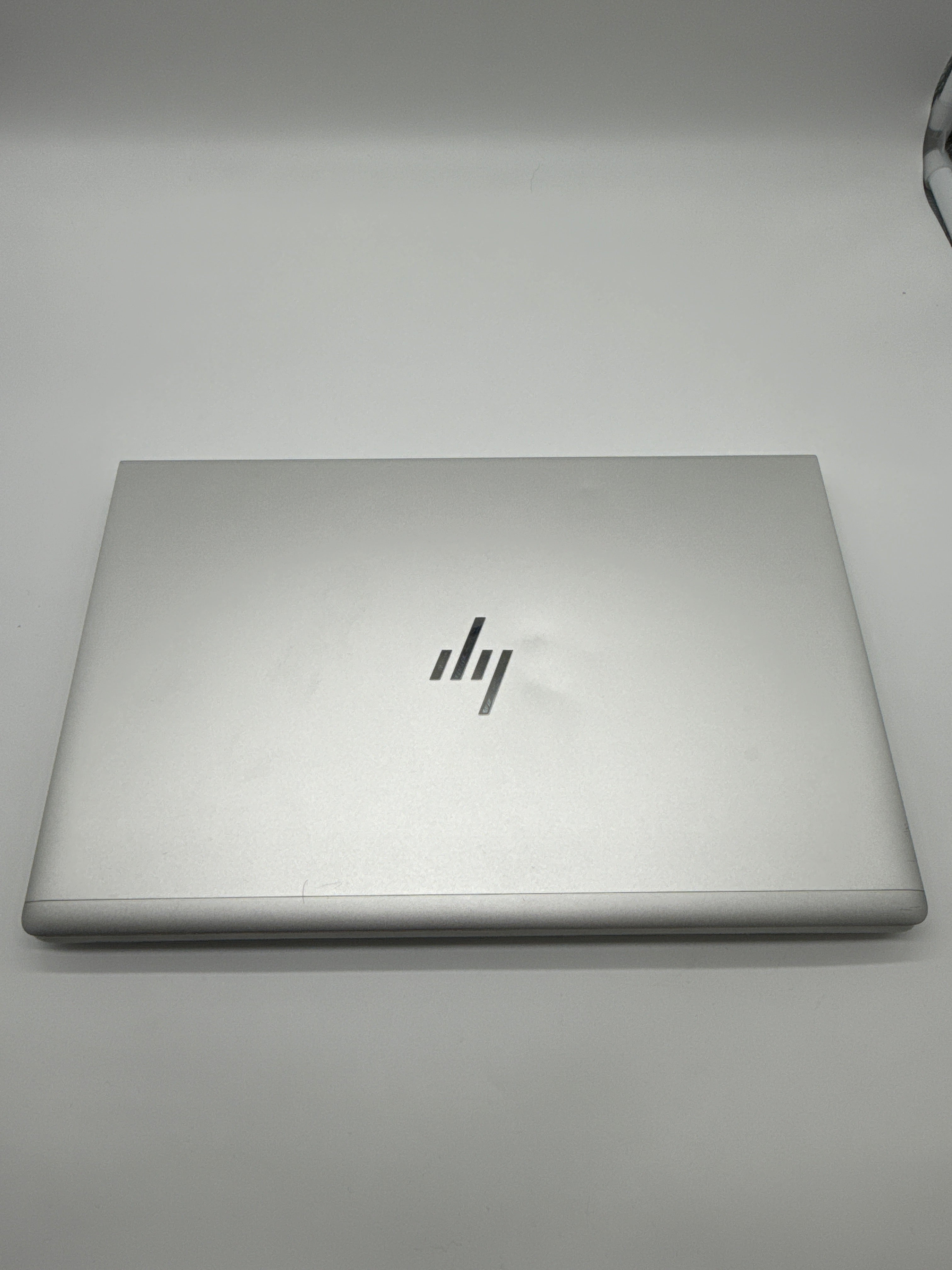 HP EliteBook 645 G10 14 Inch AMD Ryzen 7 Pro 7730U 16GB RAM 256GB SSD Silver