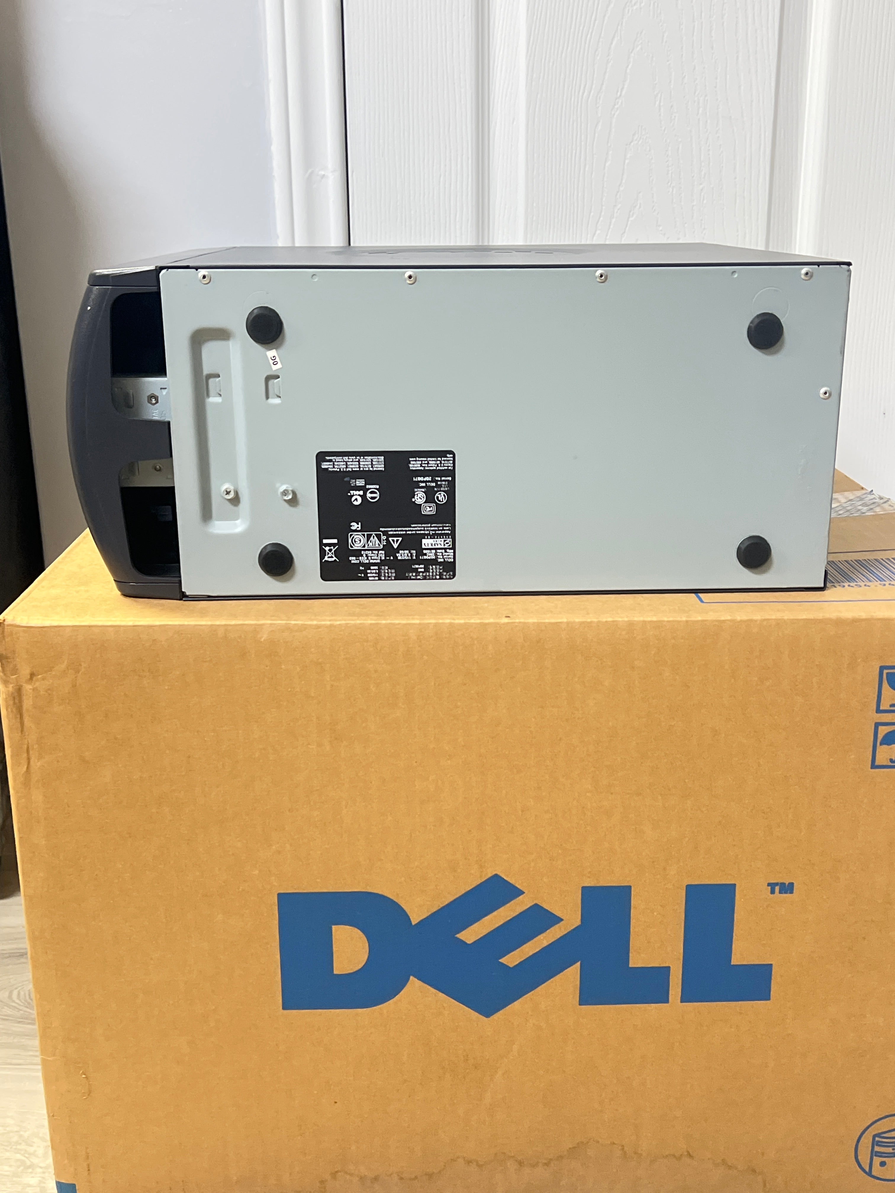 Dell Dimension 4700 Intel Pentium 4 256MB DDR2 80GB HDD - New Open box
