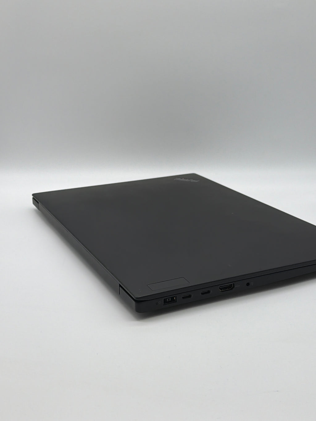 Lenovo ThinkPad P1 Gen 6 15-inch Intel i7-13800H 32GB RAM RTX 2000 Ada 8GB Read