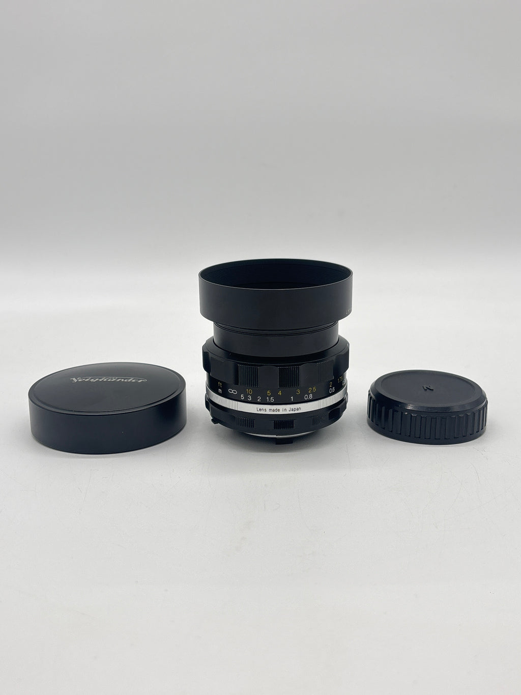 Voigtländer Ultron 40mm F2 Black