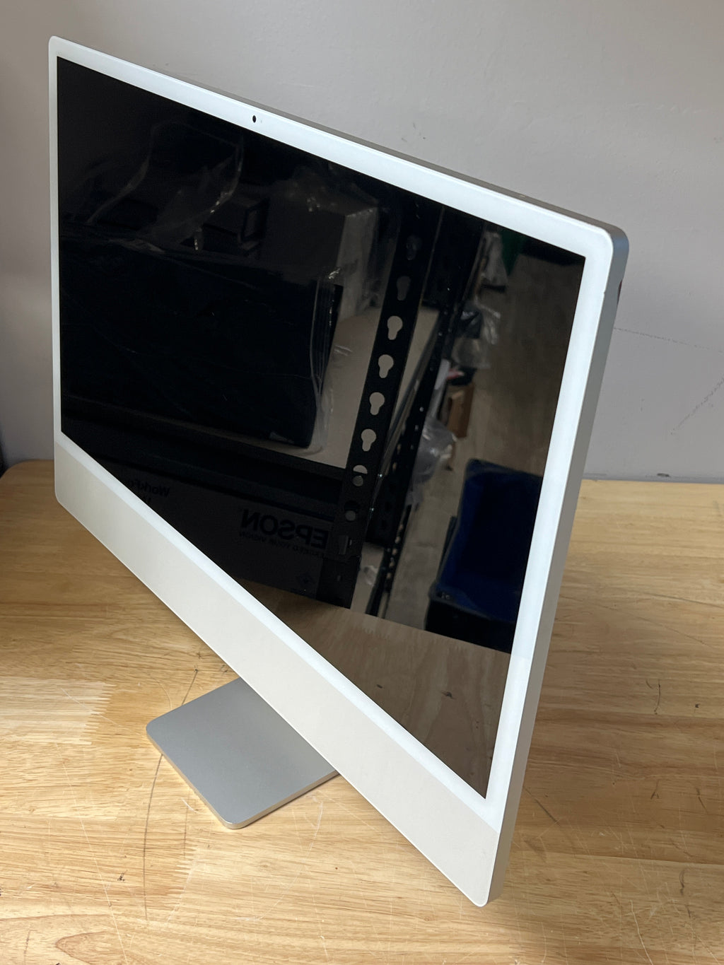 Apple iMac 24" M1 8GB RAM 512GB SSD  - Remotely Managed