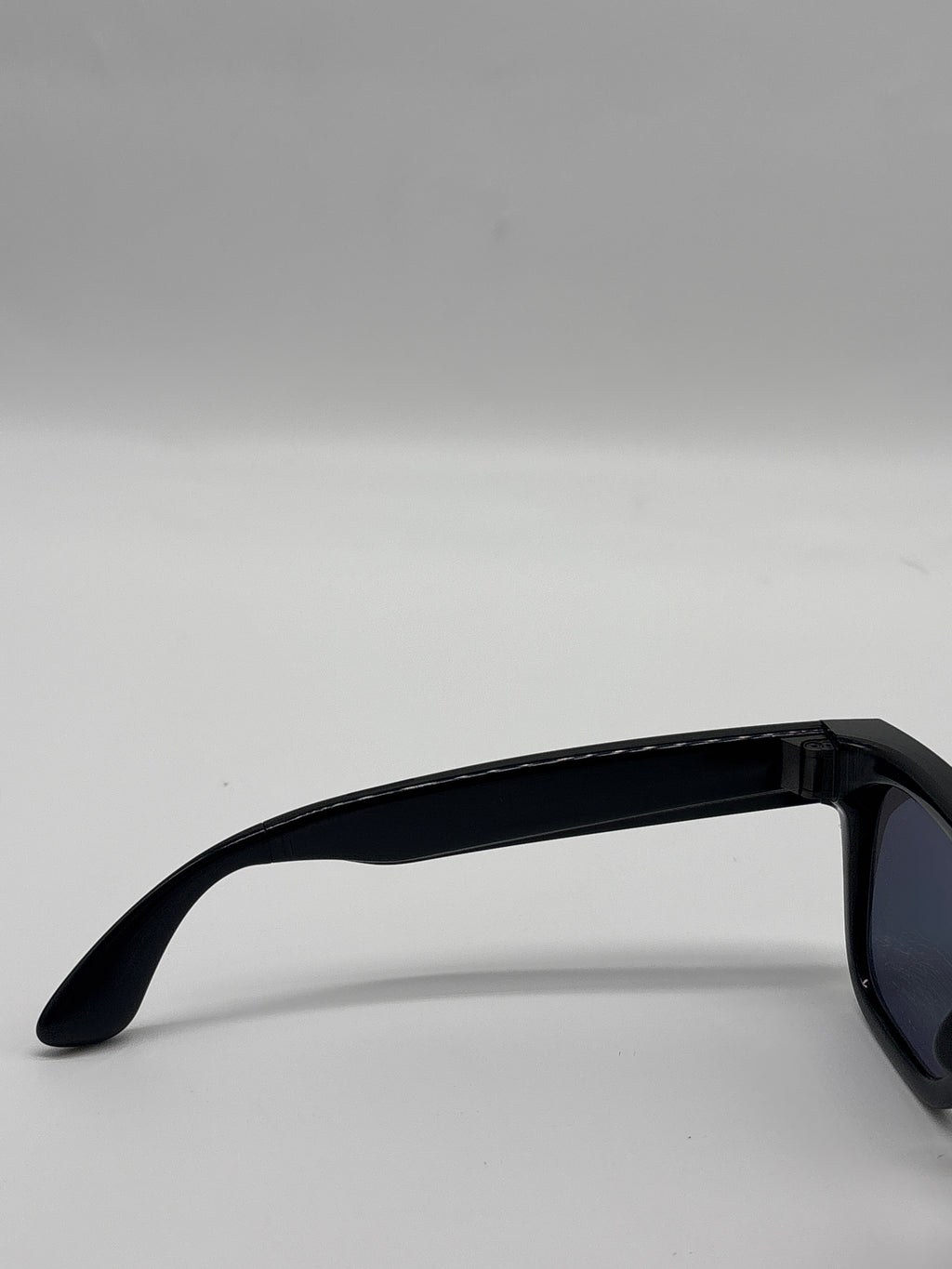 Meta Fury Smart Glasses 12MP Camera 3K Video Black - Used