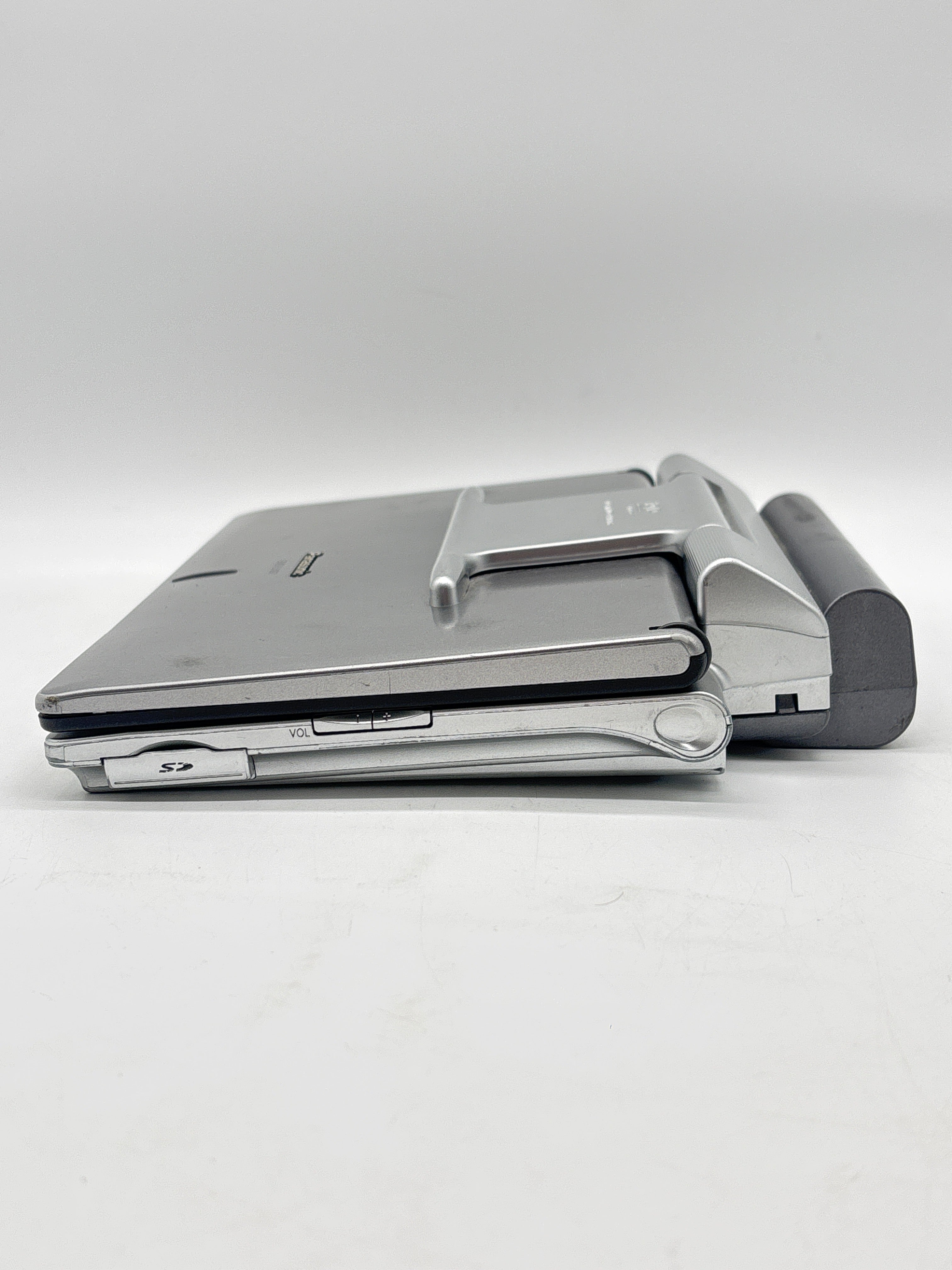 Panasonic DVD-LX97 DVD Player 9" Silver