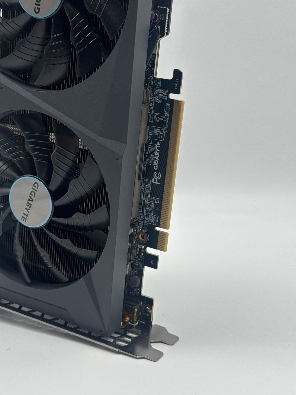 EAGLE GIGABYTE GeForce RTX 3060 OC 12GB Graphics Card - Read