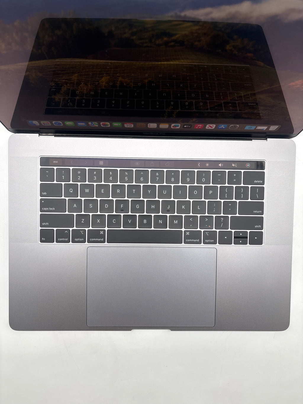 Apple MacBook Pro 15.4" A1990 i7 16GB RAM 512GB SSD - Service Battery