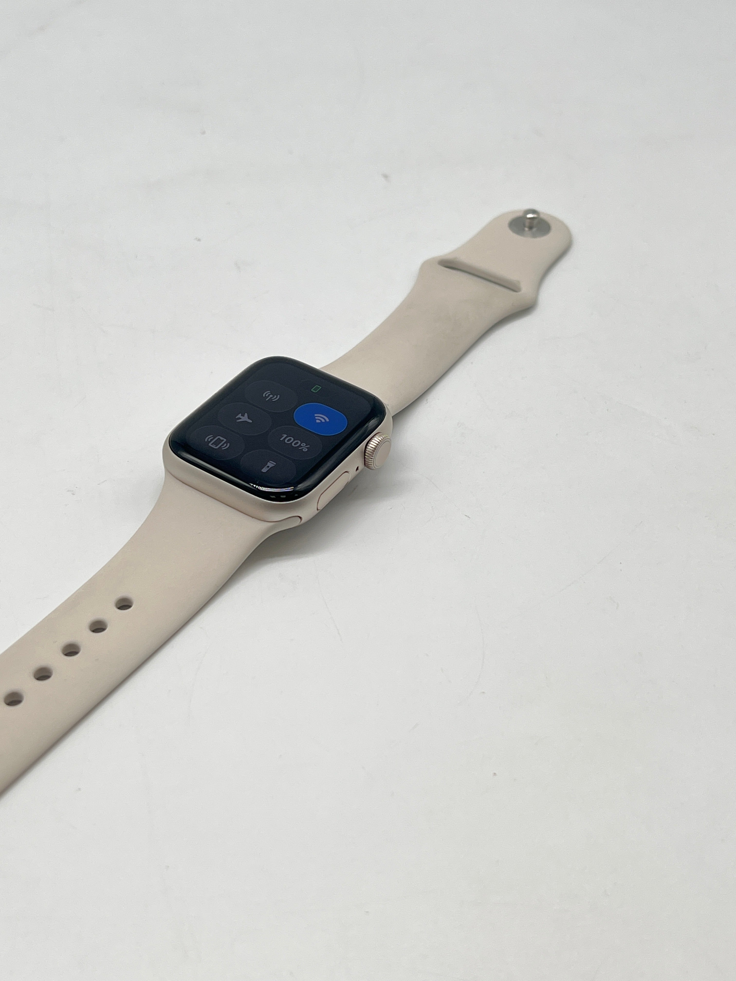 Apple Watch SE 3 64GB GPS + Cellular 40mm A3326  - Used