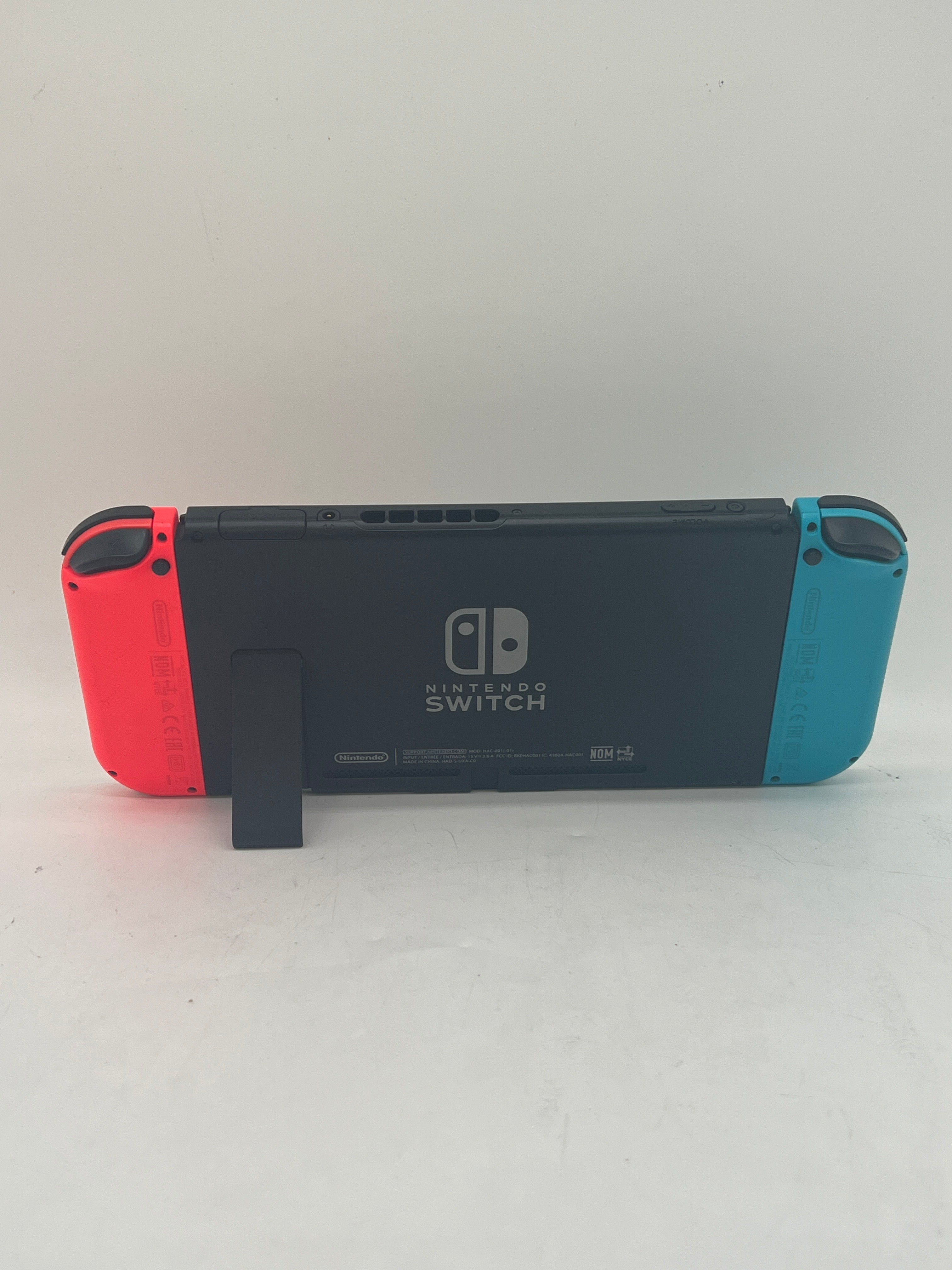 Nintendo Switch HAC-001-01 32GB Console with Joy-Cons & Dock - Used