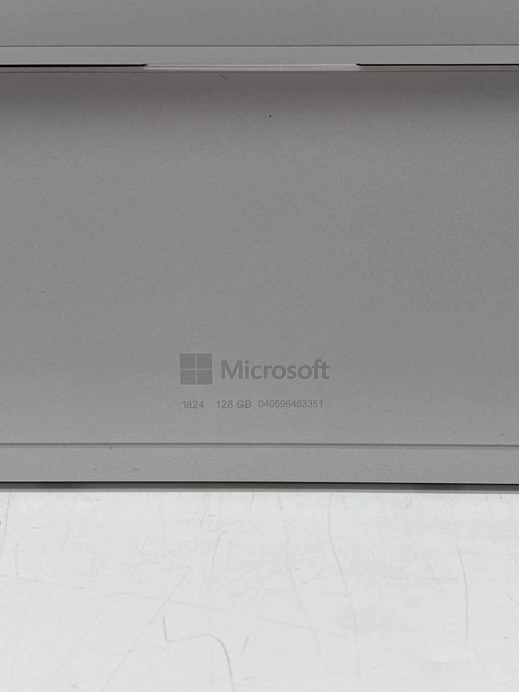 Microsoft Surface Go 1824 10" Intel Pentium 4415Y 8GB 128GB SSD - Used