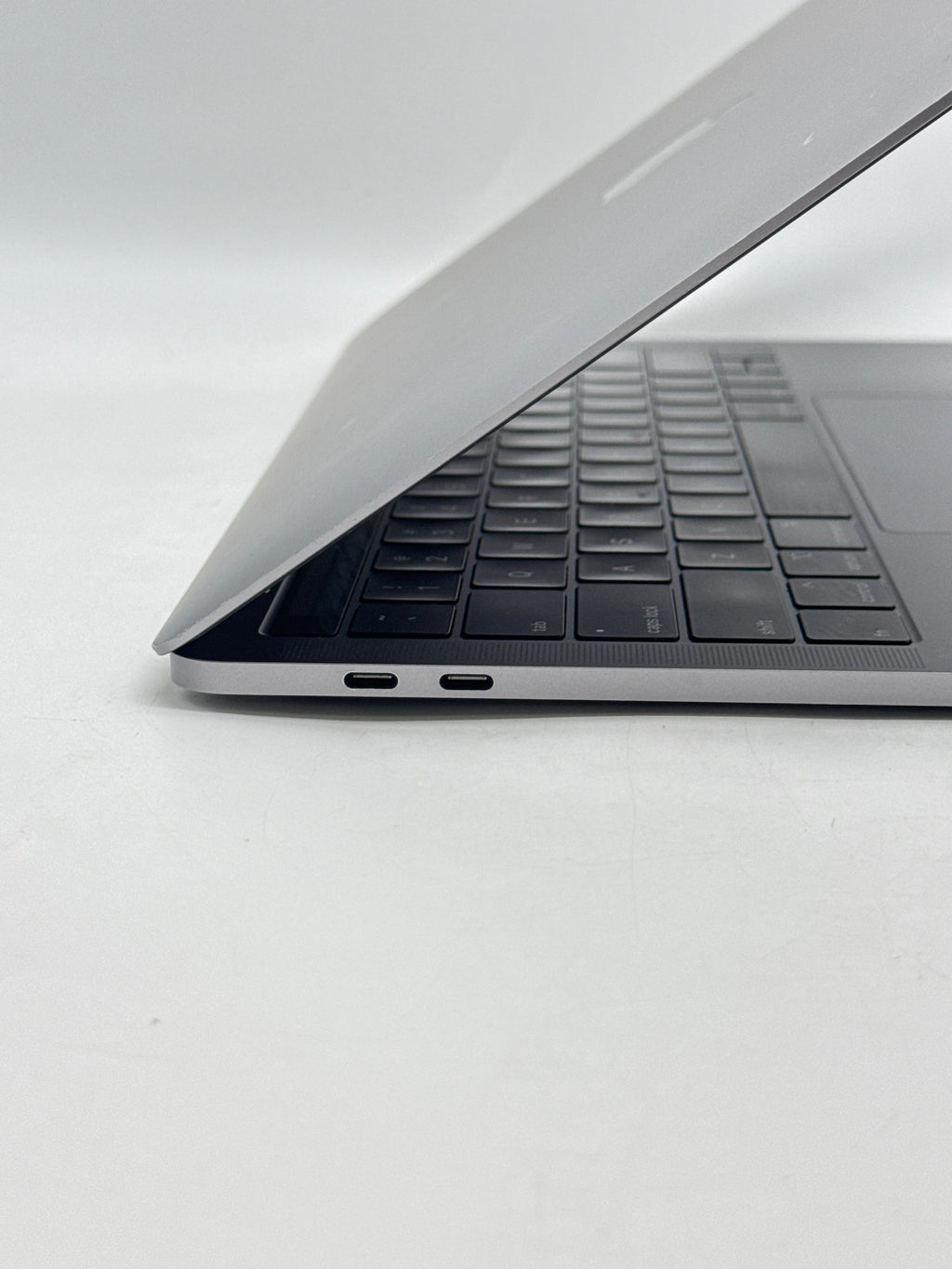 Apple MacBook Pro 13" A2159 2019 Core i5 8GB RAM 128GB SSD - Used
