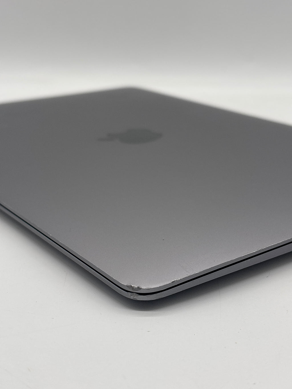 Apple MacBook Air 13.3" A2179 2020 i3 8GB RAM 128GB SSD - For Parts (No OS)