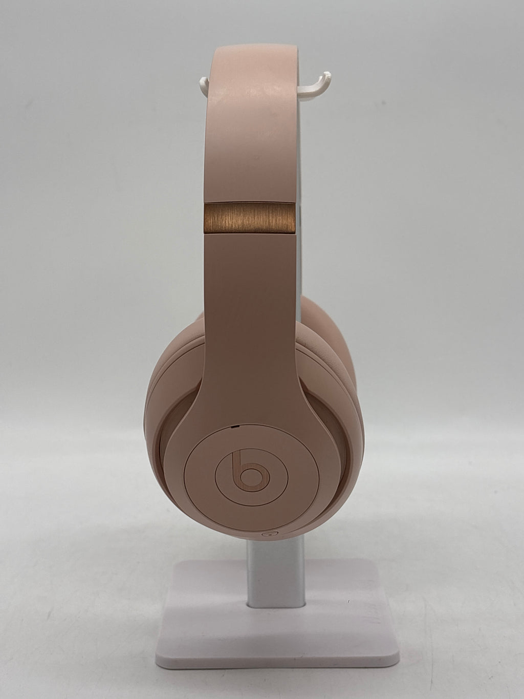 Beats Studio Pro x Kim Kardashian Bluetooth Noise Cancelling Headphones - Used