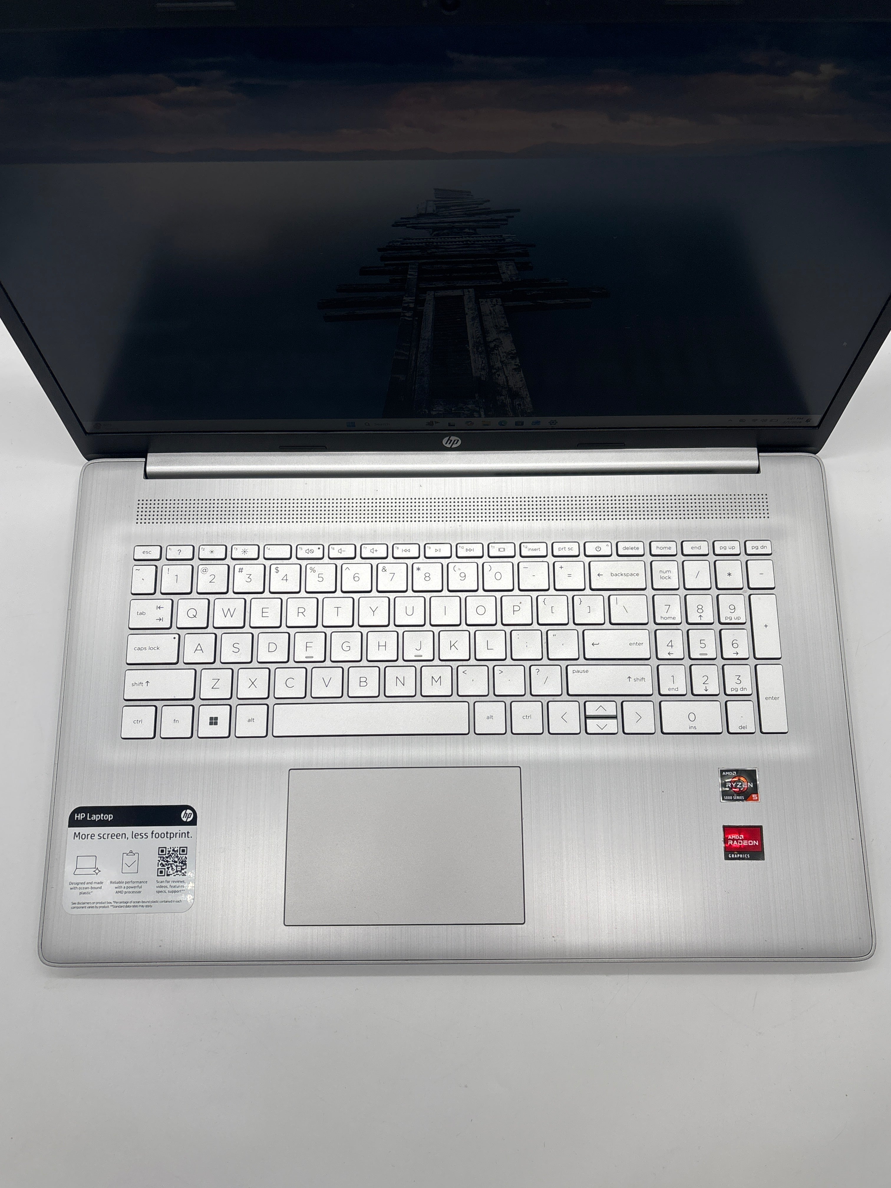HP 17-CP0700DX AMD Ryzen 5 5500U 8GB RAM 512GB SSD
