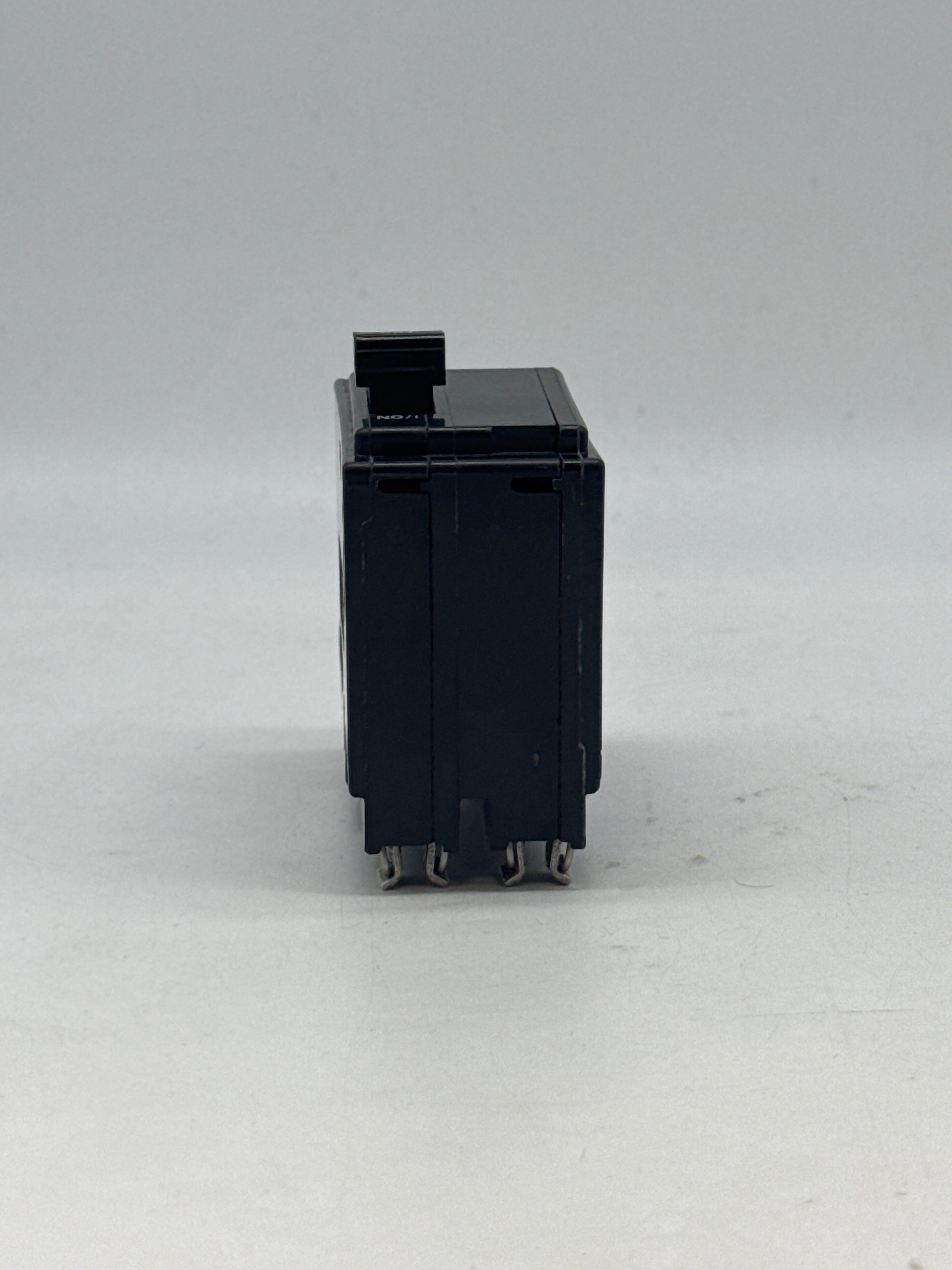 Square D QO2100 100A 2-Pole Plug-On Circuit Breaker