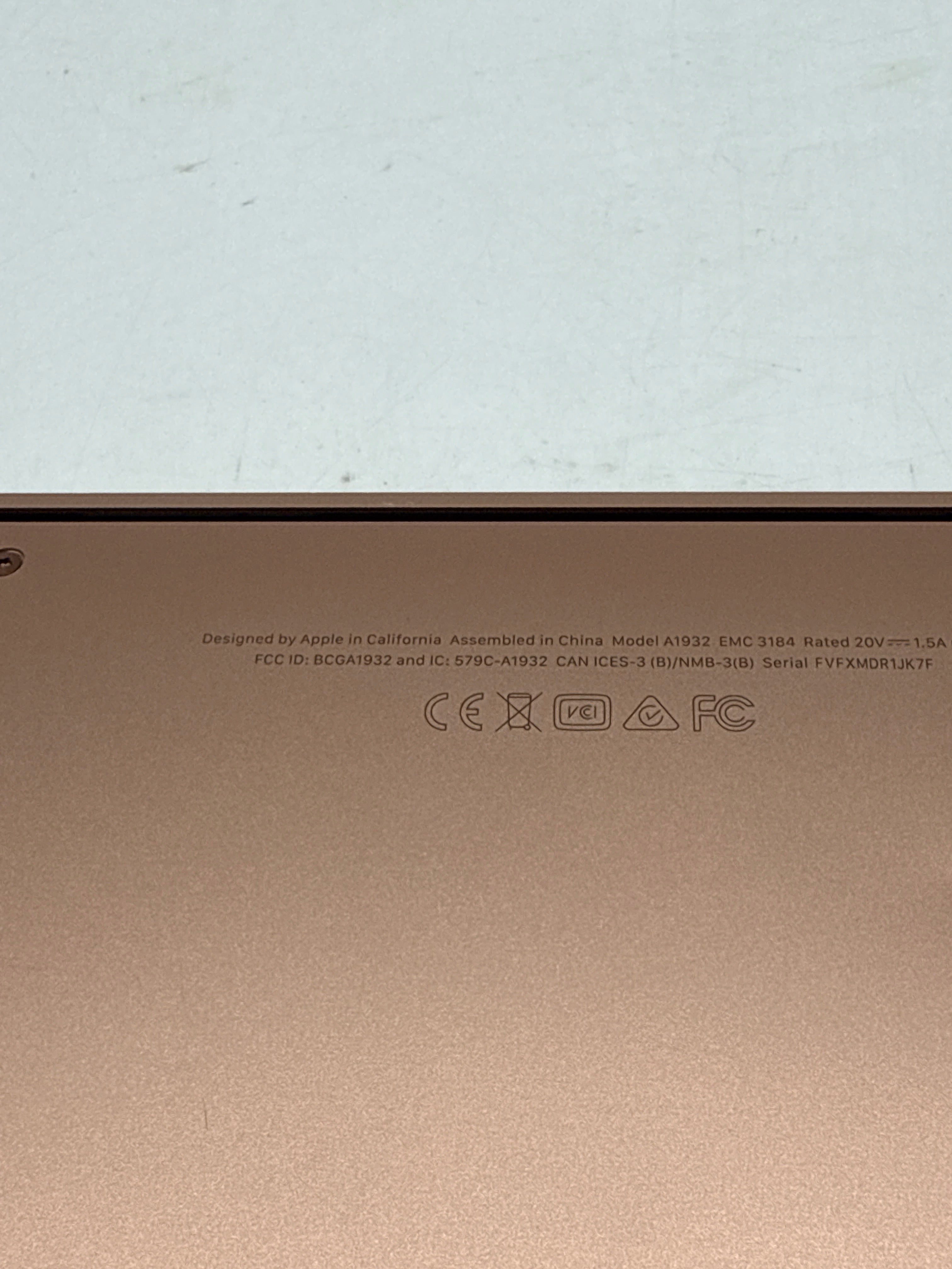 Apple MacBook Air 13" A1932 i5 8GB RAM 128GB SSD - Used