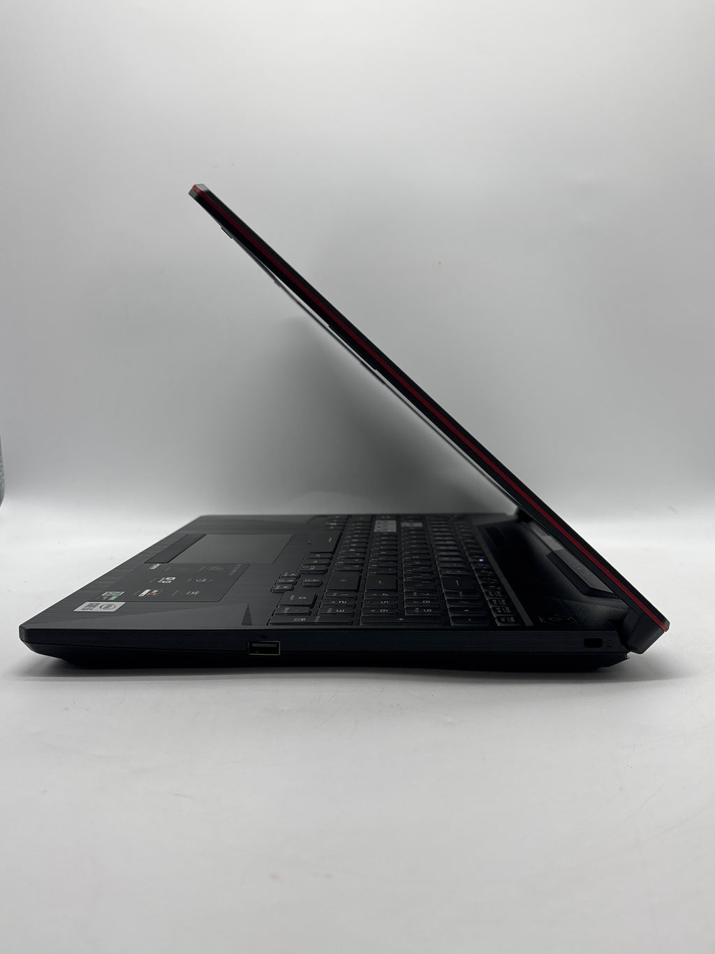 ASUS FX506L 15.6" Core i5-10300H 8GB RAM 512GB SSD GTX 1650 Black - Used