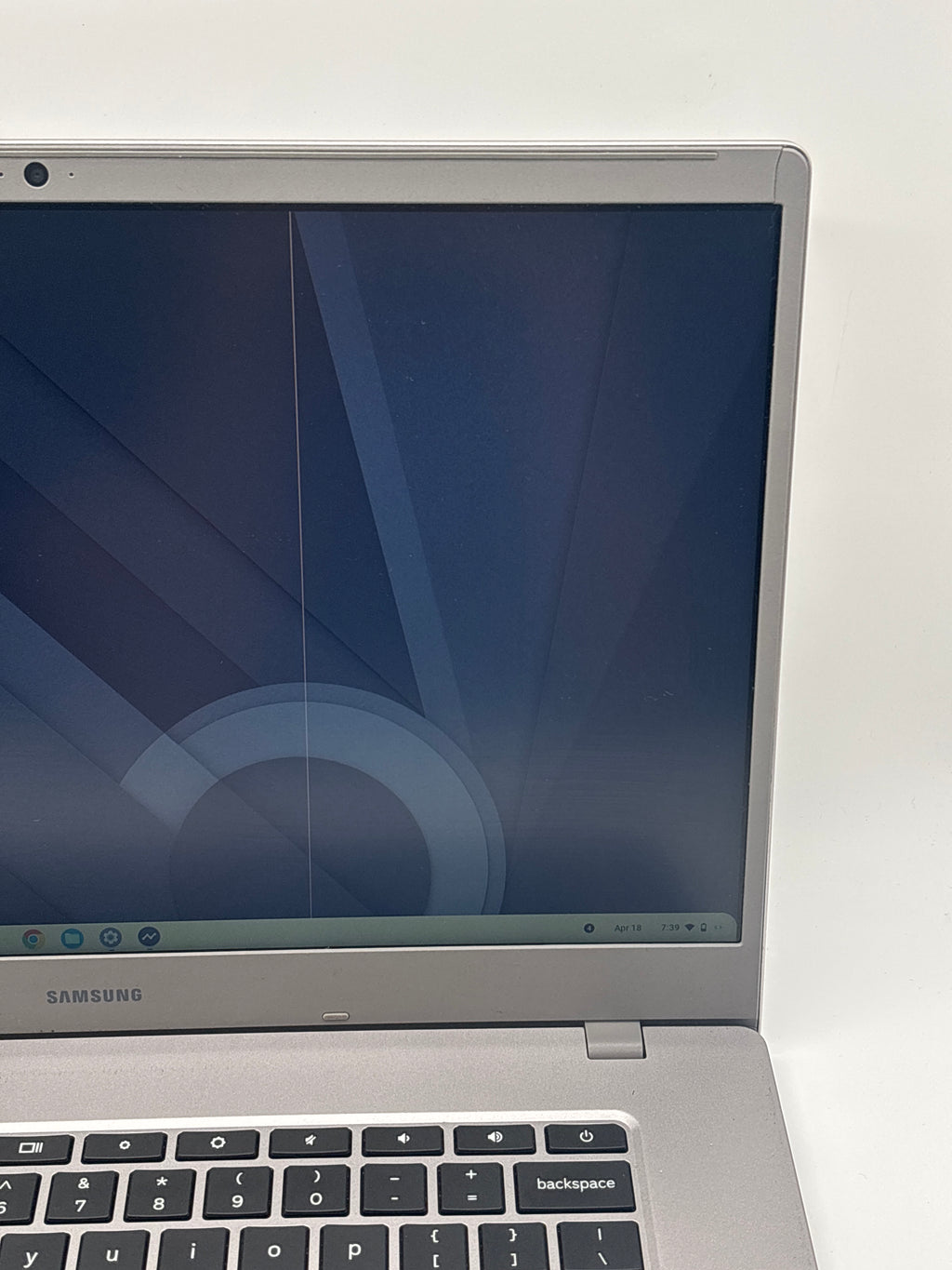 Samsung Chromebook xe350xba 15.6" N4000 4GB Ram 32GB SSD - For Parts (Read DESC)