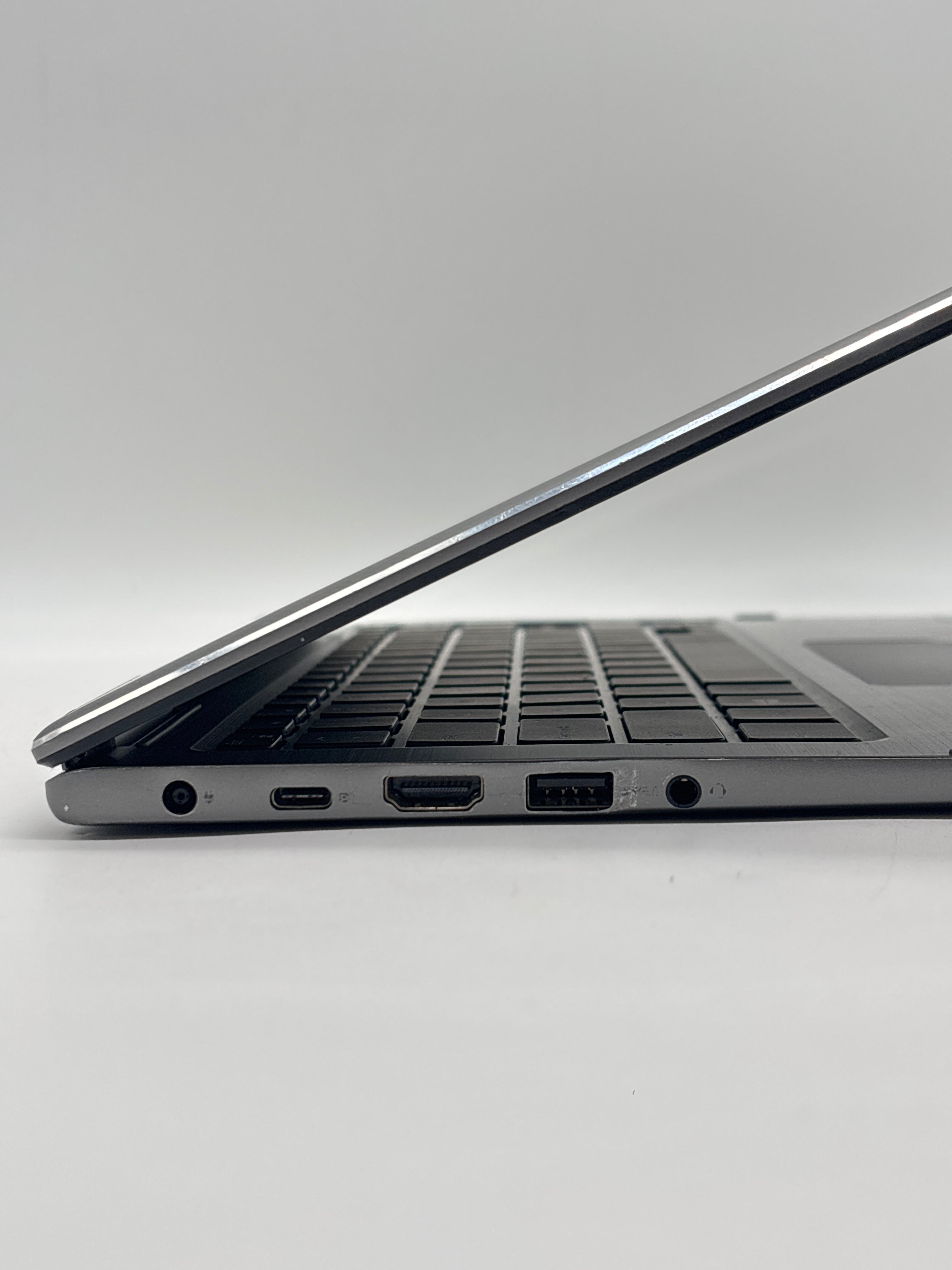 Dell Inspiron 13 Inspiron P83G I5-8250U 8GB RAM 256GB SSD - For Parts (Read DESC)