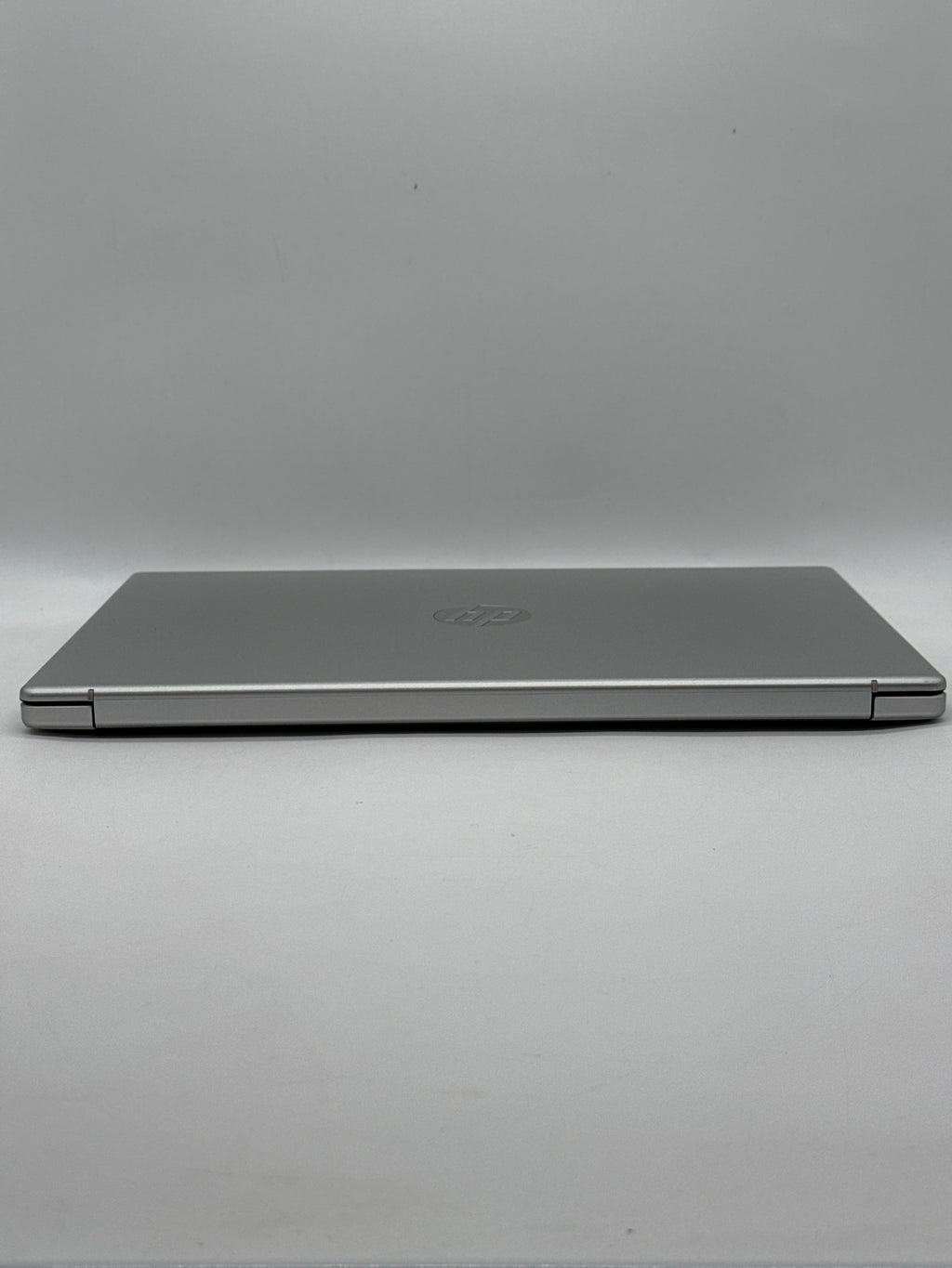 HP Laptop 15-fc0157nr 15.6" Athlon Silver 7120U 4GB RAM 256GB SSD