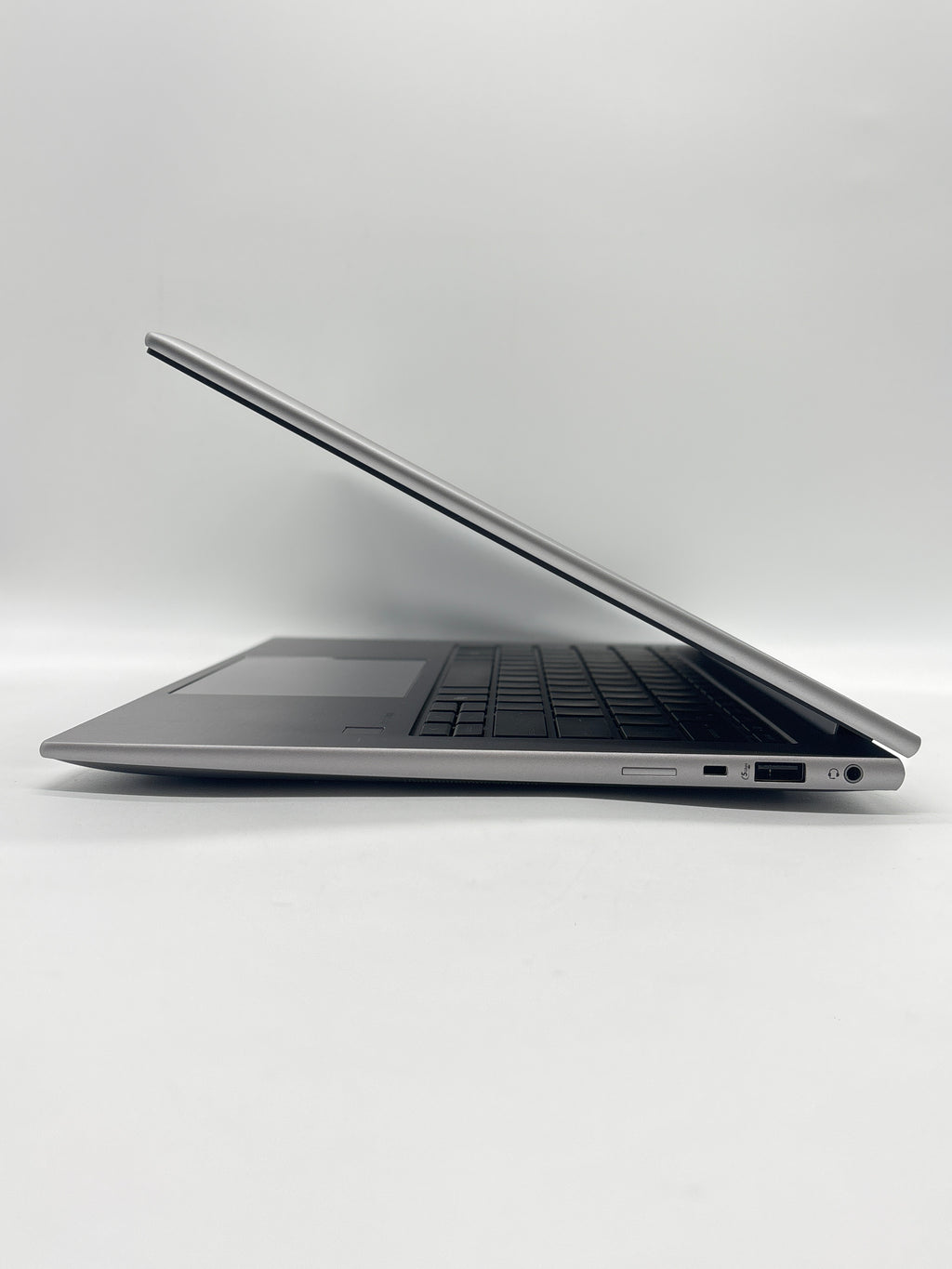 HP ZBook Firefly 14 G11 Ryzen 5 Pro 8640HS 16GB RAM 256GB SSD