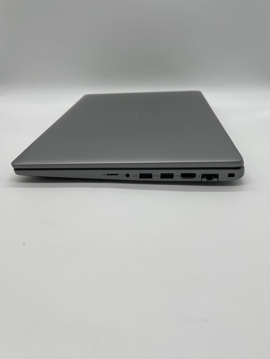 Dell Latitude 5550 15.6” Core Ultra 7 165U 32GB RAM 512GB SSD Silver Used