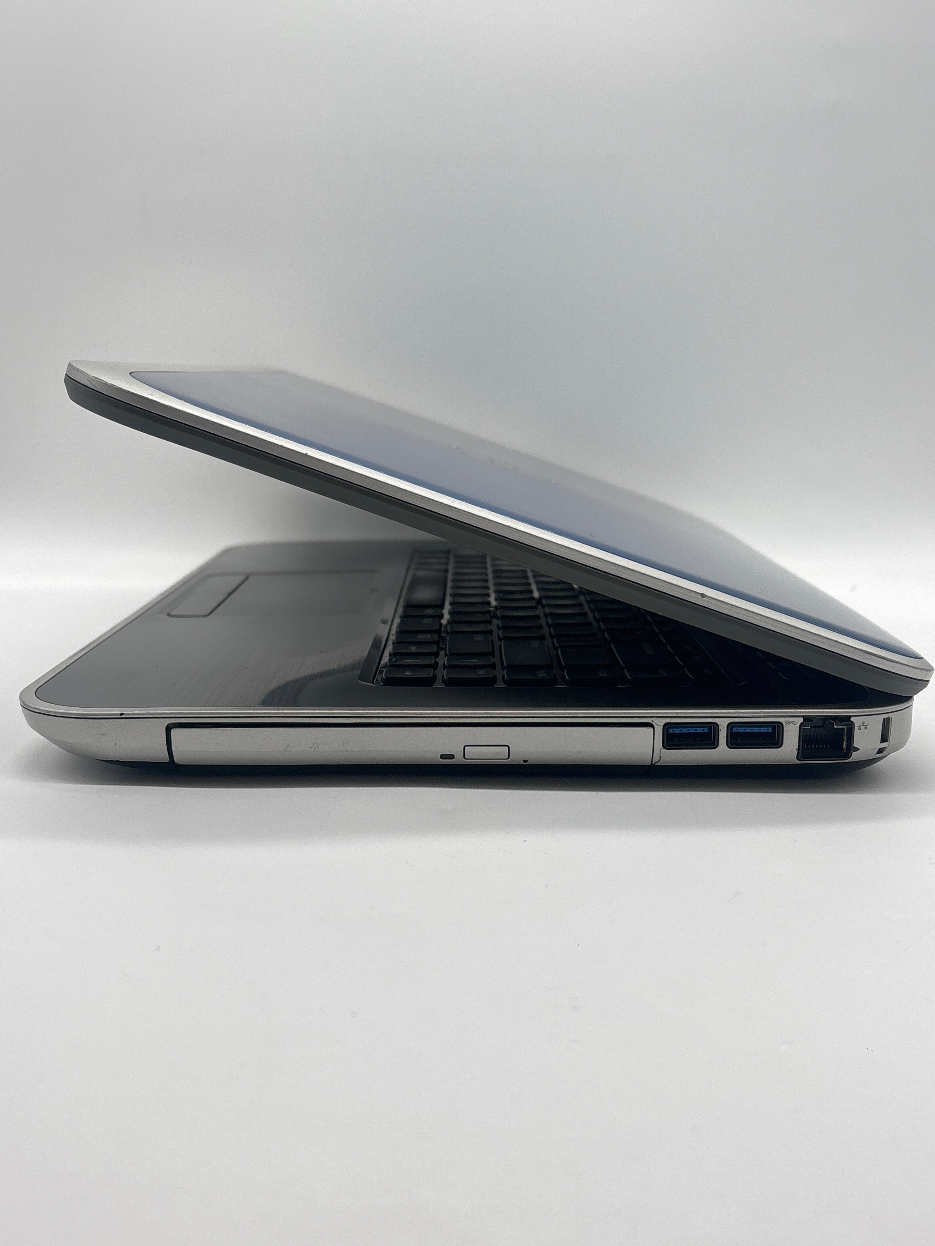 Dell Inspiron 5520 i5-3210m 8GB RAM 1TB HDD - For Parts (Read DESC)