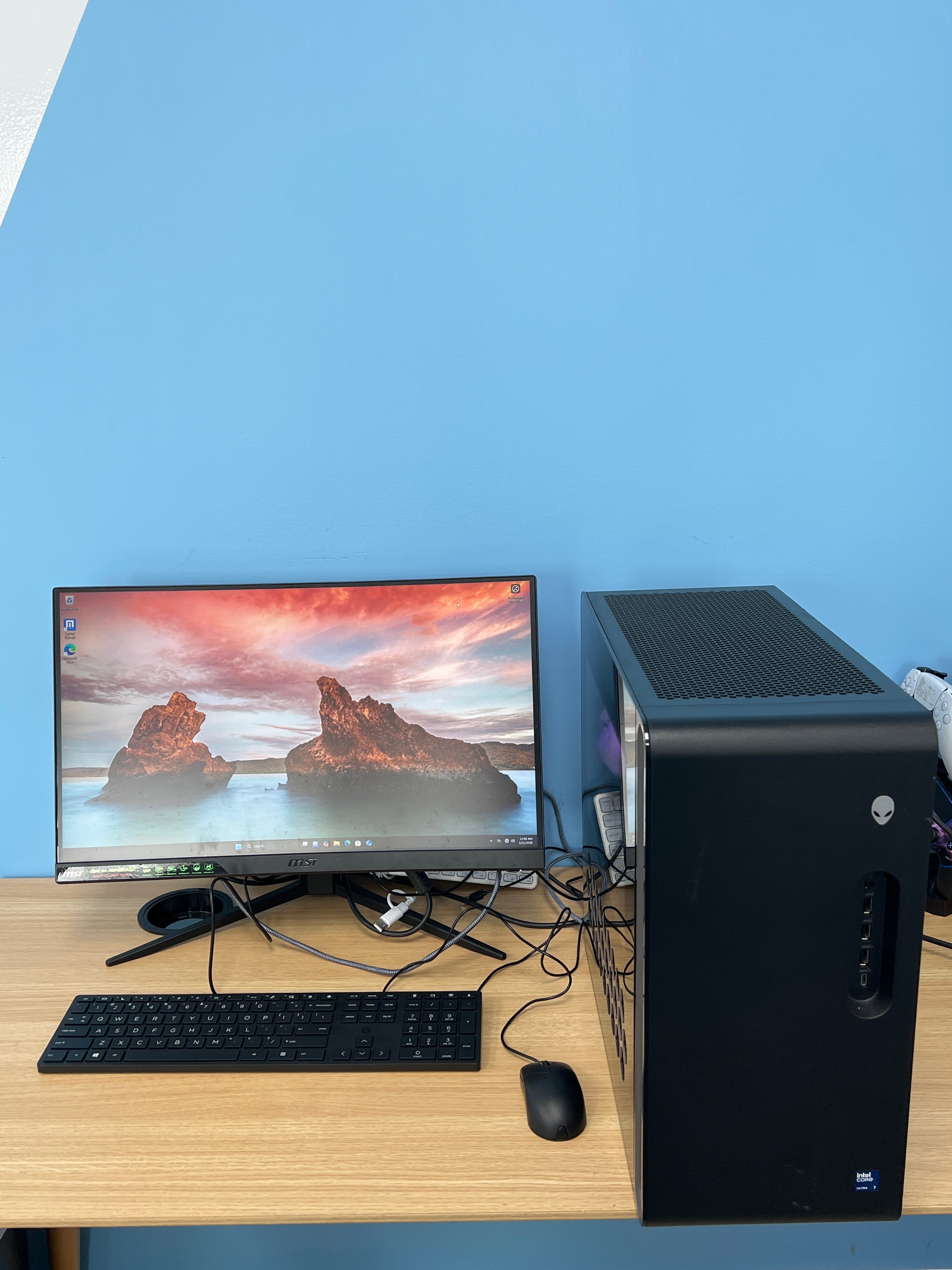Alienware Aurora Ultra 7 265KF 32GB RAM 1TB SSD RTX 5070 - Used