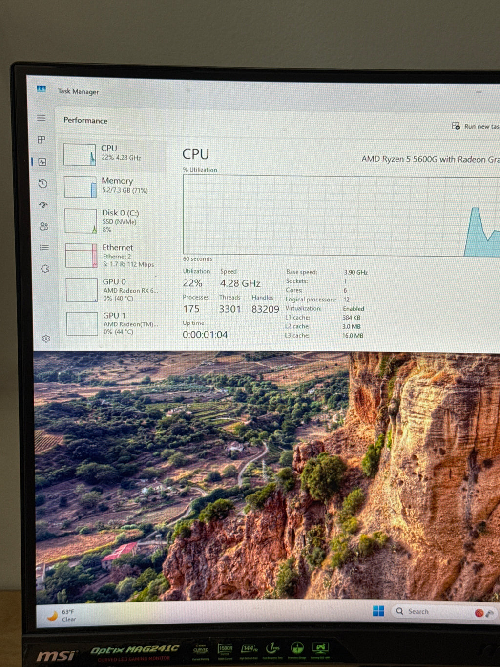 HP Victus 15 Ryzen 5 5600G 8GB RAM 512GB SSD Radeon RX 6400