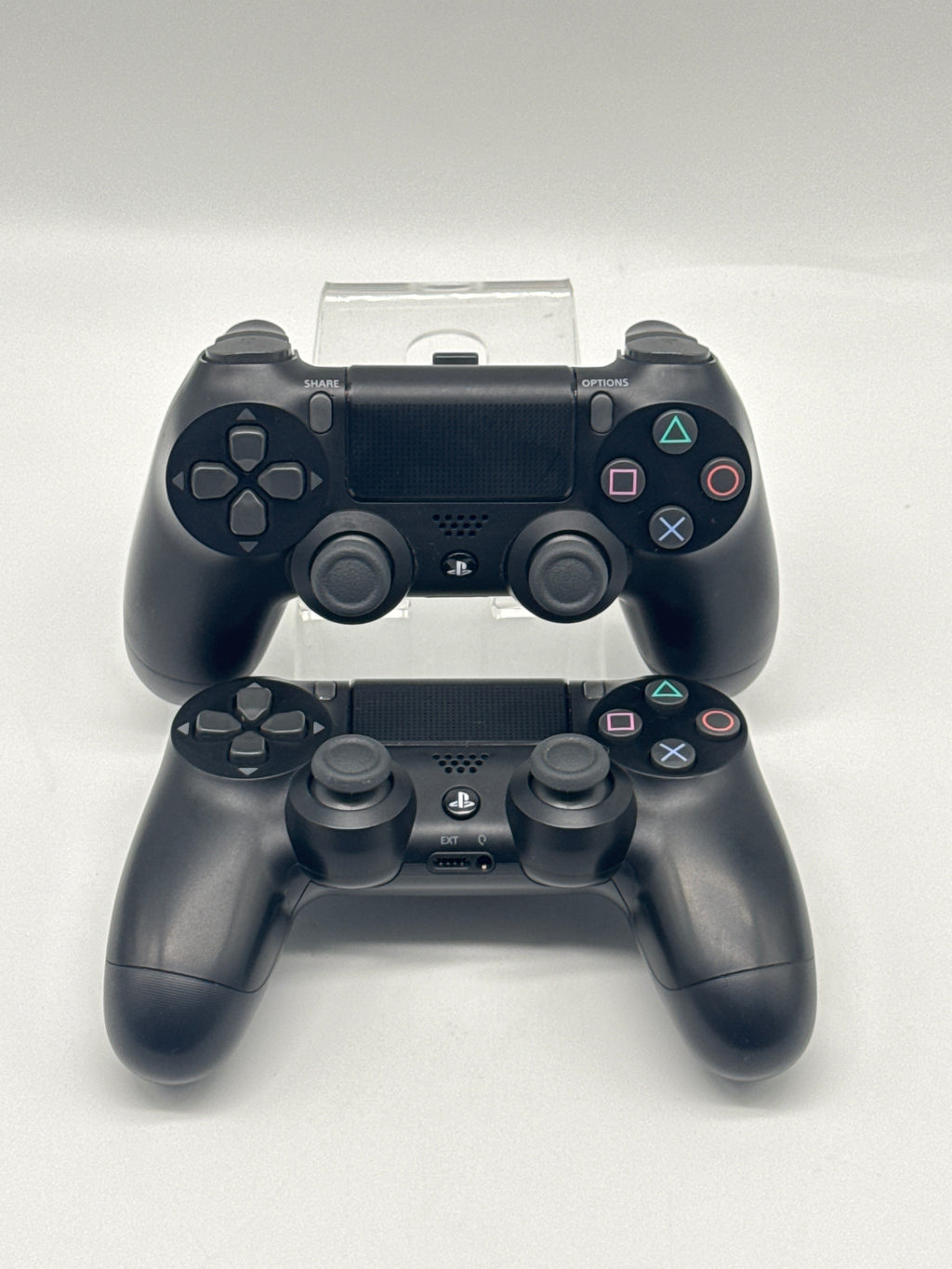 Sony PlayStation 4 Pro CUH-7015B 1TB Black Controllers Stick Drift - USED