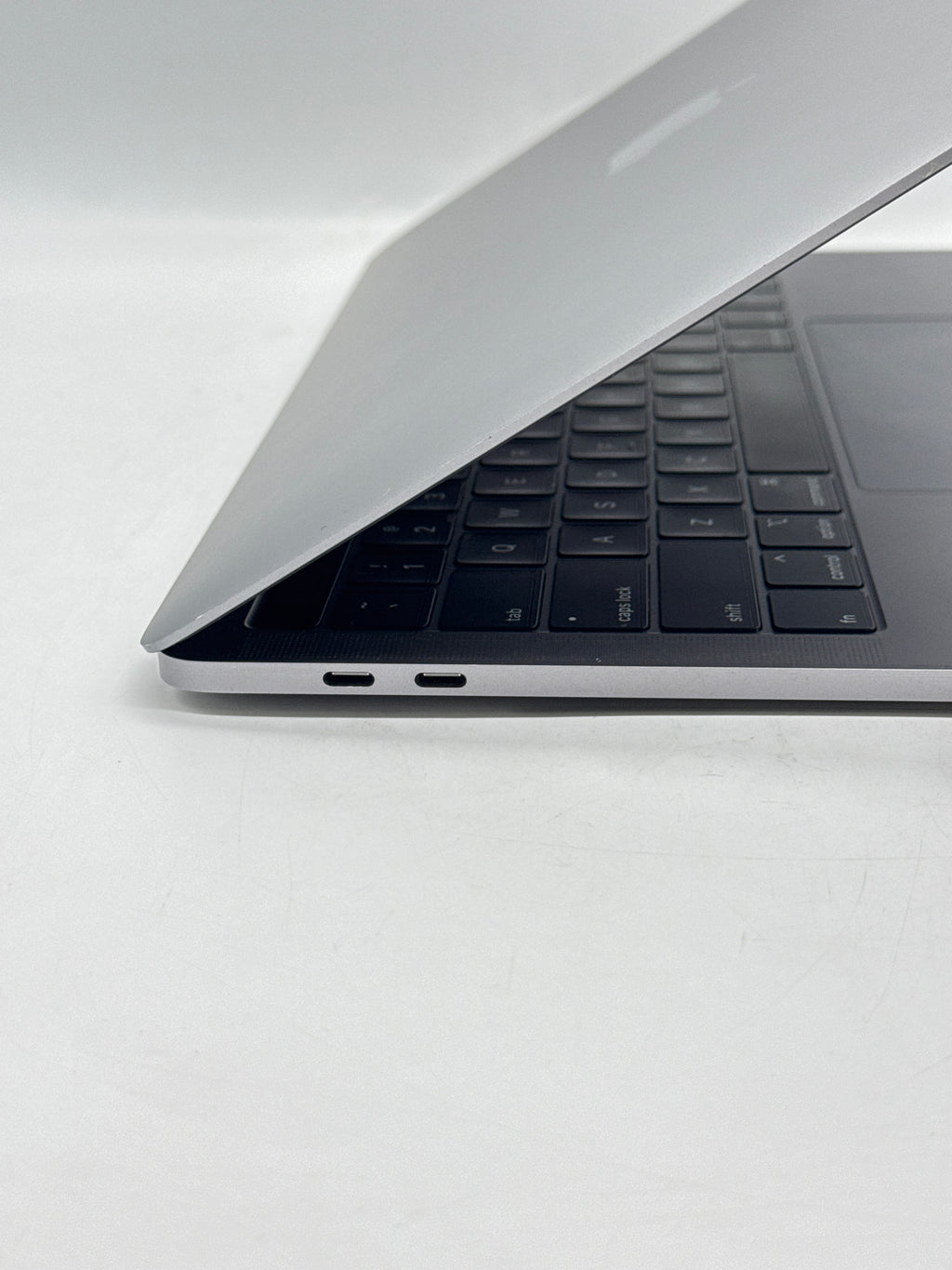 Apple MacBook Pro 13in 2018 A1989 i5 8GB RAM 256GB SSD - READ
