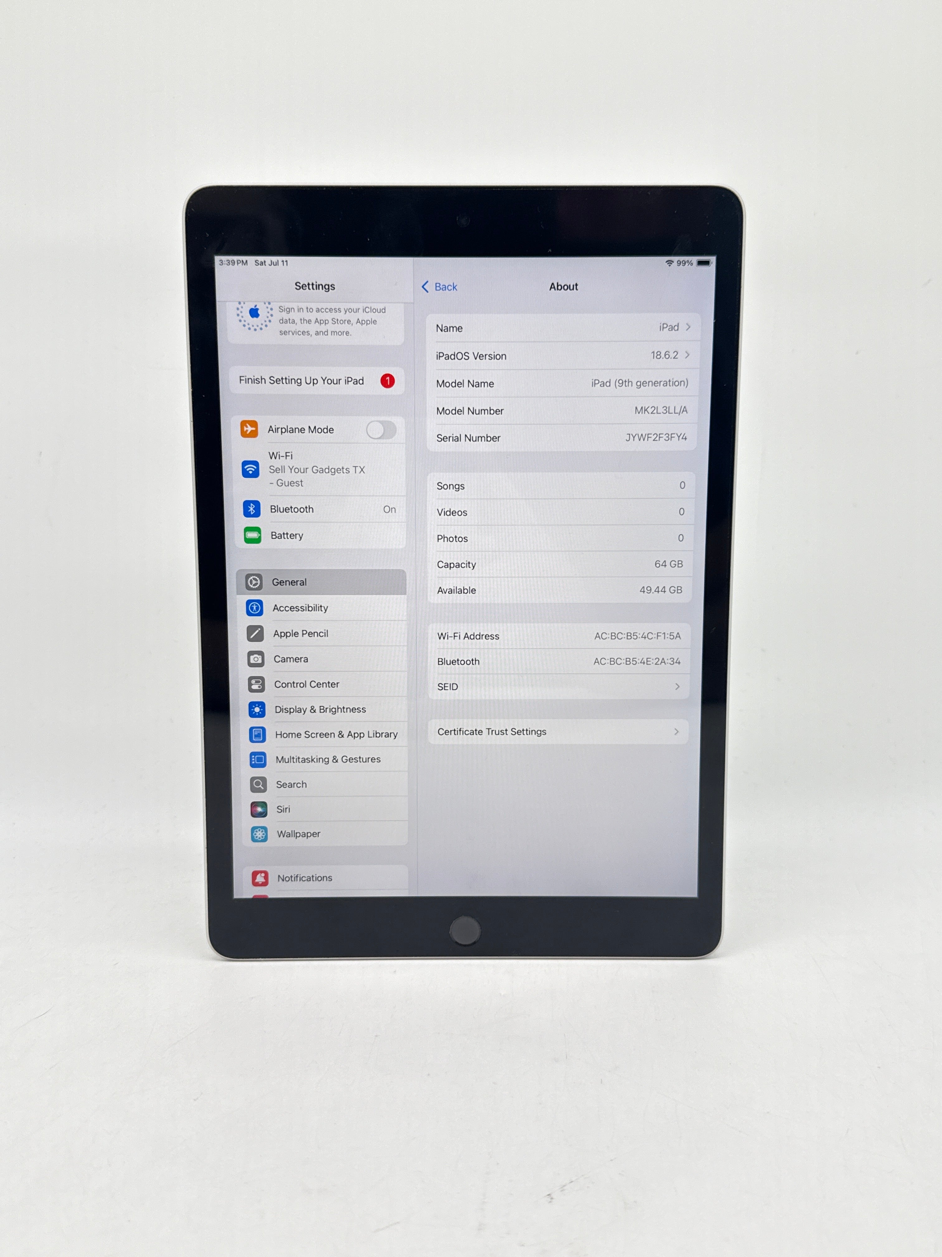 Apple iPad 9th Gen A2602 64GB Wi-Fi with Apple Pencil - Used