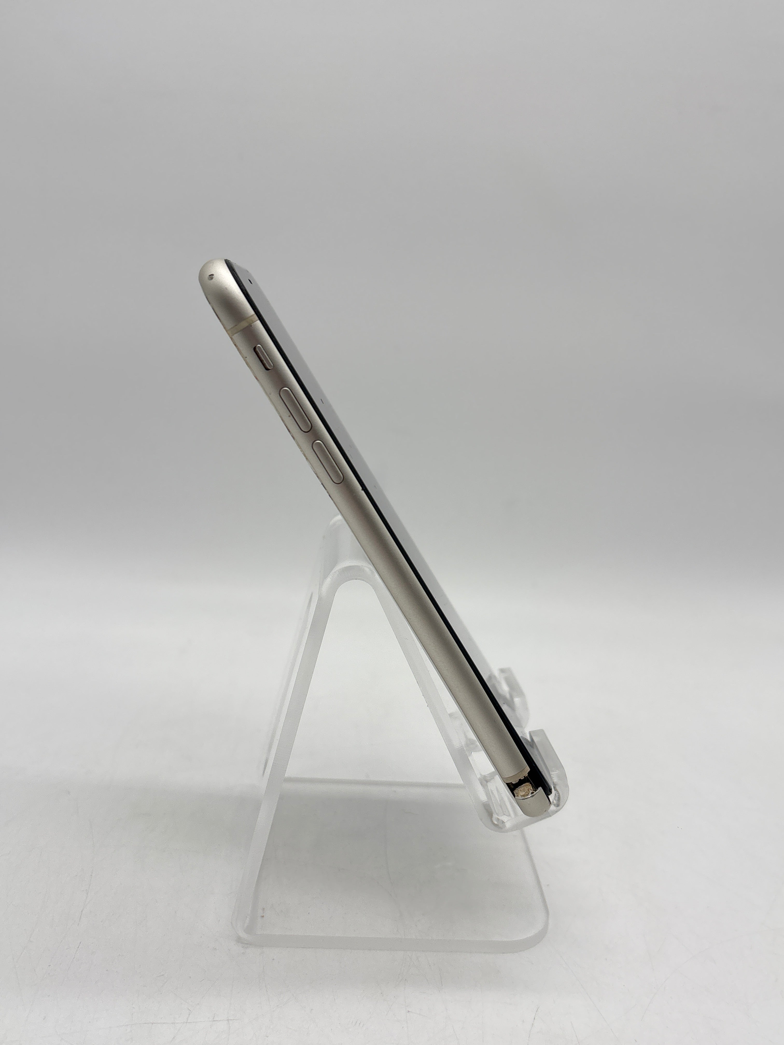 Apple iPhone 11 128GB White - For Parts AT&N