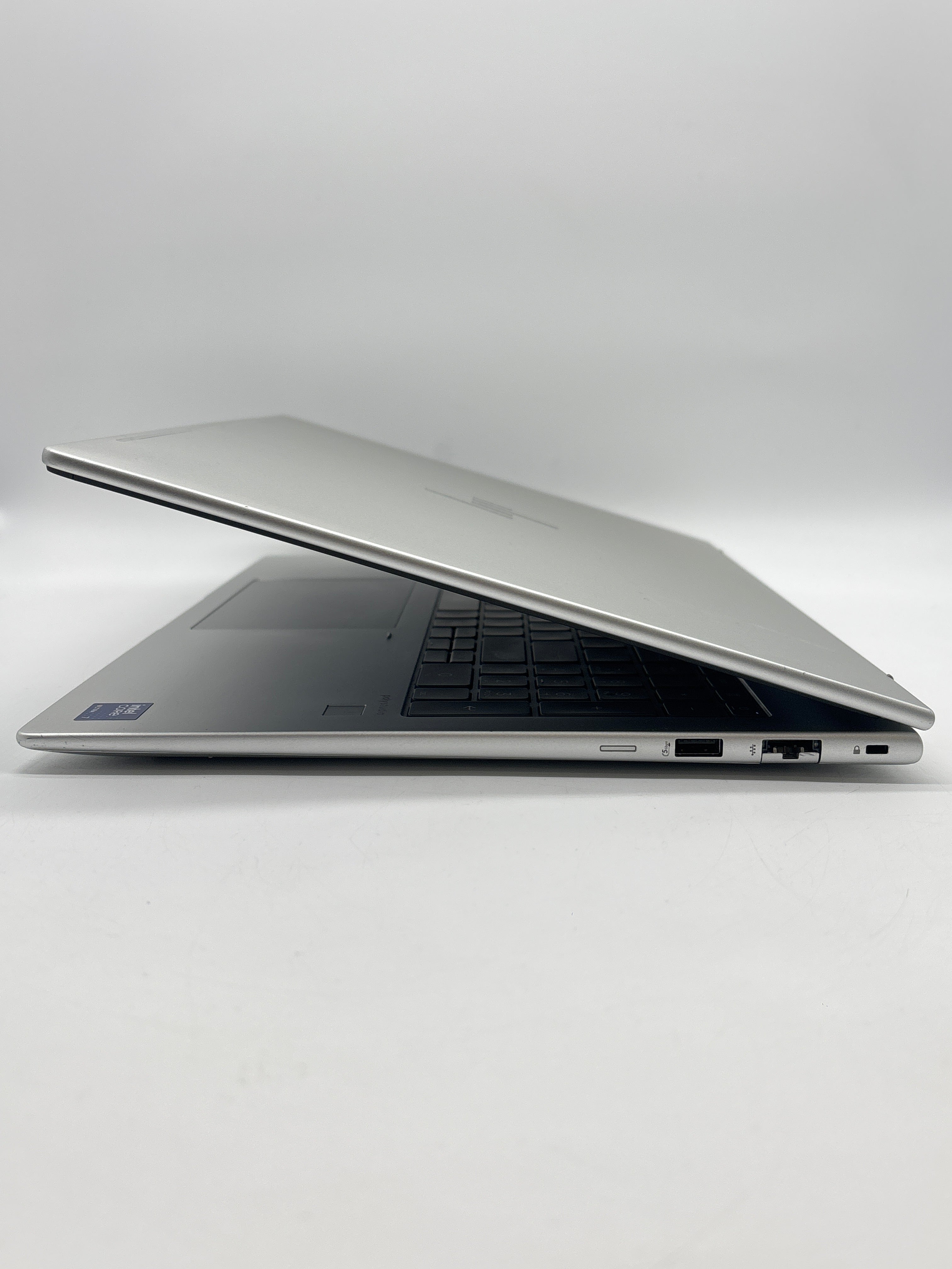 HP EliteBook 660 G11 Ultra 7 155U 16GB RAM 512GB SSD - Absolute On