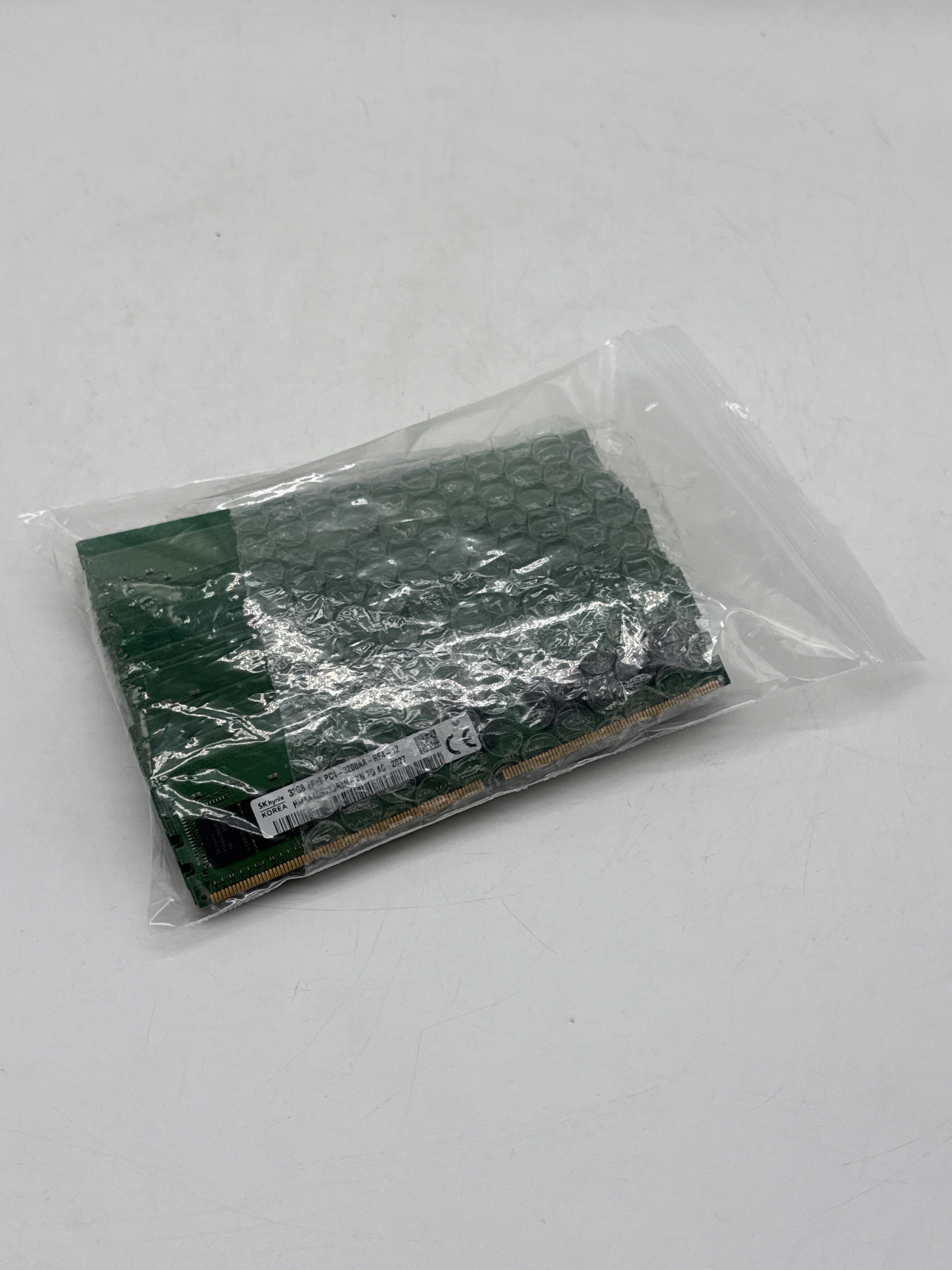 Lot of 15 SK Hynix 32GB 2Rx8 PC4-3200AA RDIMM Server Memory  - Used
