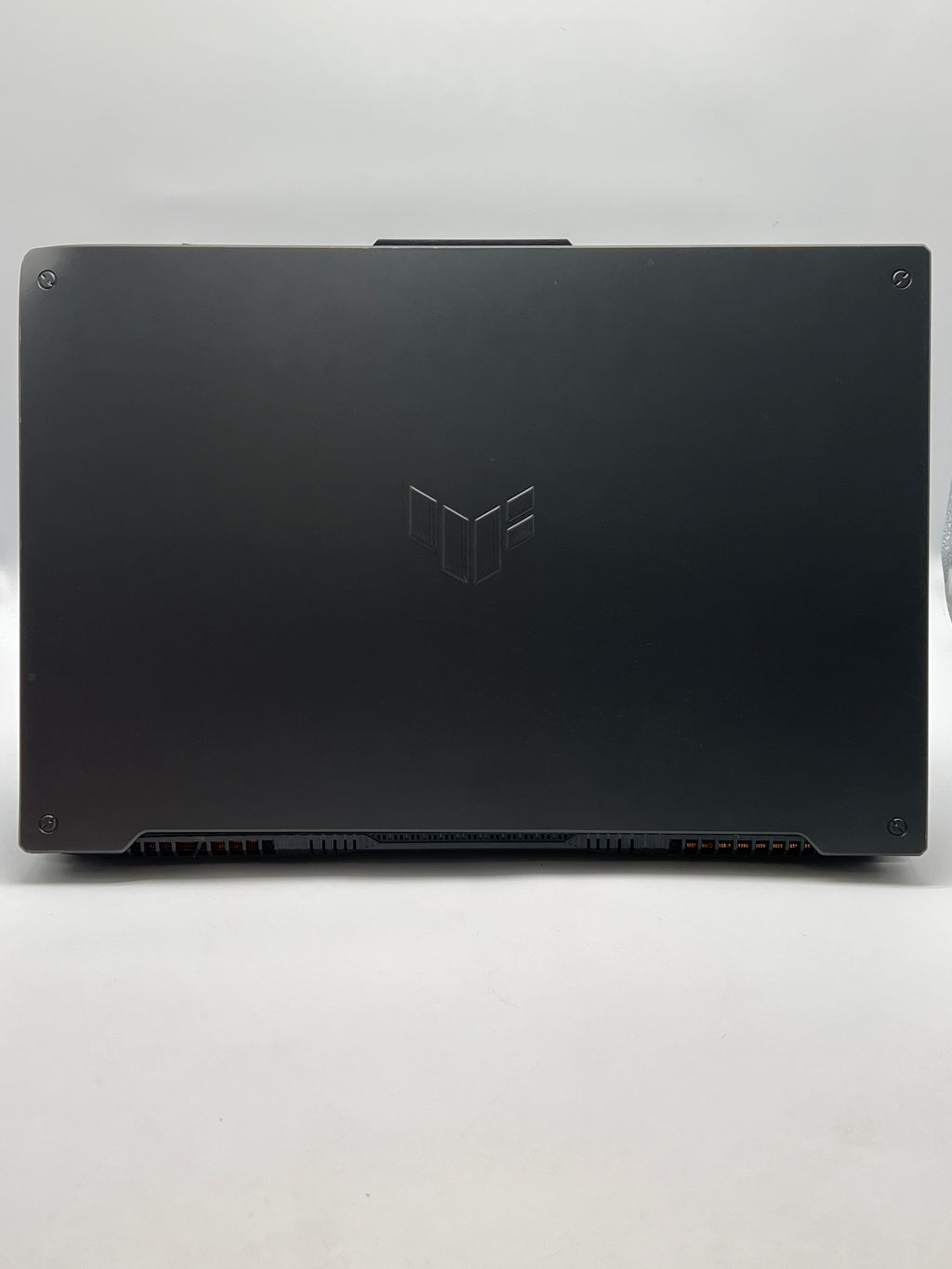 Asus TUF F17 FX707Z i5-1200H 16GB RAM 512GB SSD RTX 3050 - For Part (READ)