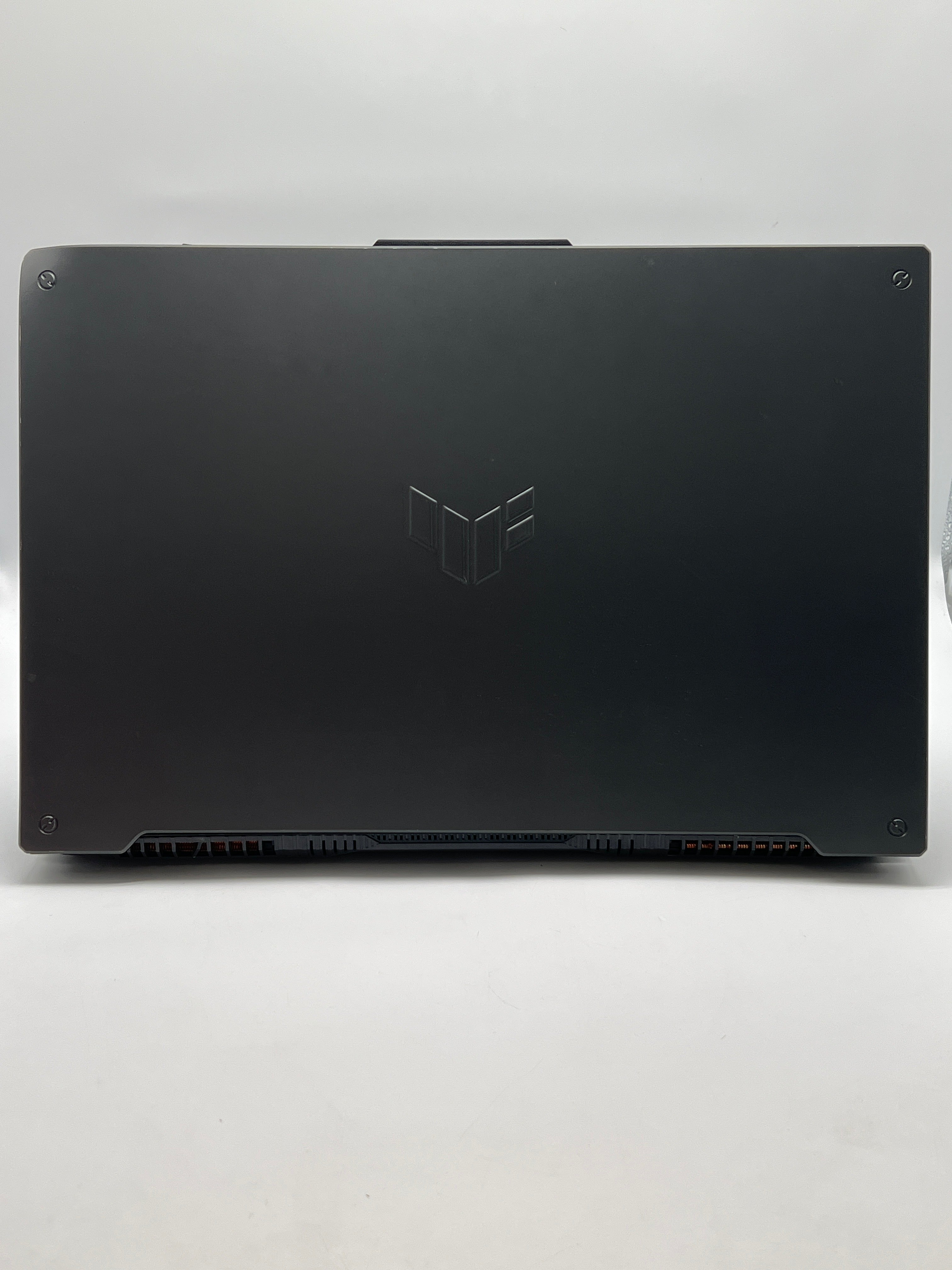 Asus TUF F17 FX707Z i5-1200H 16GB RAM 512GB SSD RTX 3050 - For Part (READ)