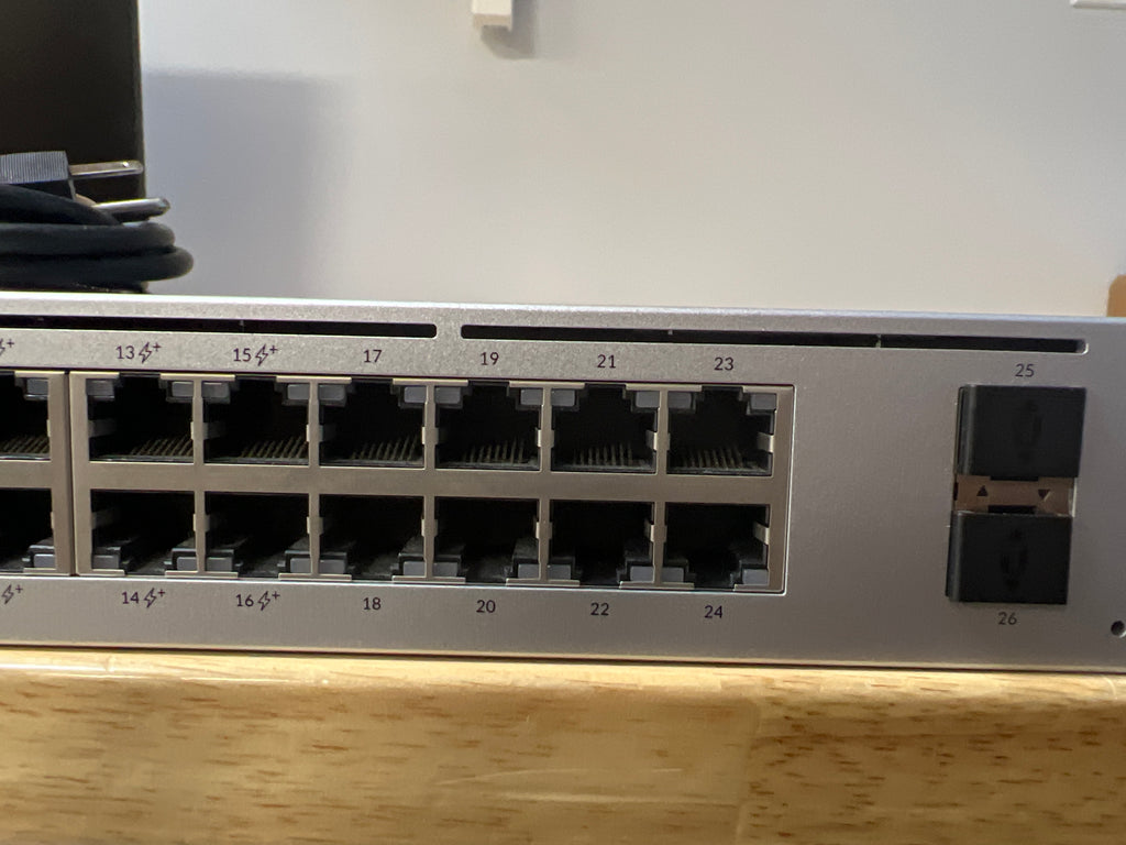Ubiquiti UniFi USW-24-PoE Network Switch 24 Ports Managed Ethernet Silver Used