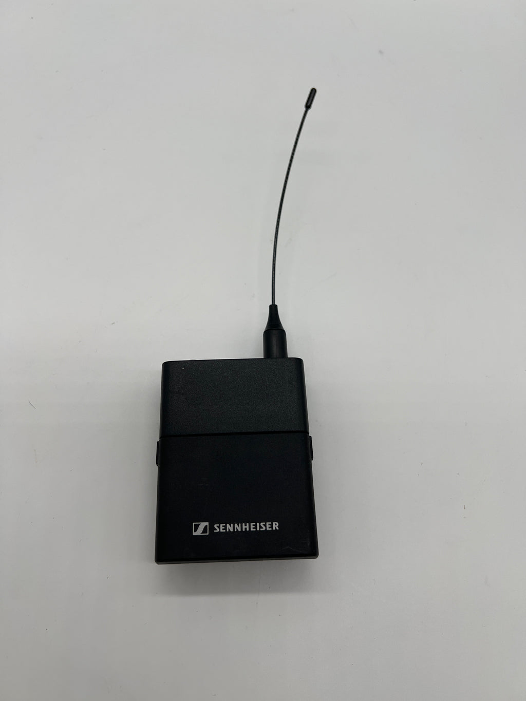 Sennheiser EW-D SK Wireless Bodypack Transmitter Black Q1-6 470.2-576 MHz Used
