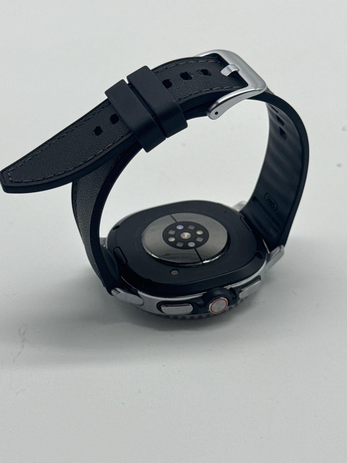 Samsung Galaxy Watch8 Classic 46mm SM-L505U 4G LTE GPS Black Unlocked - Used