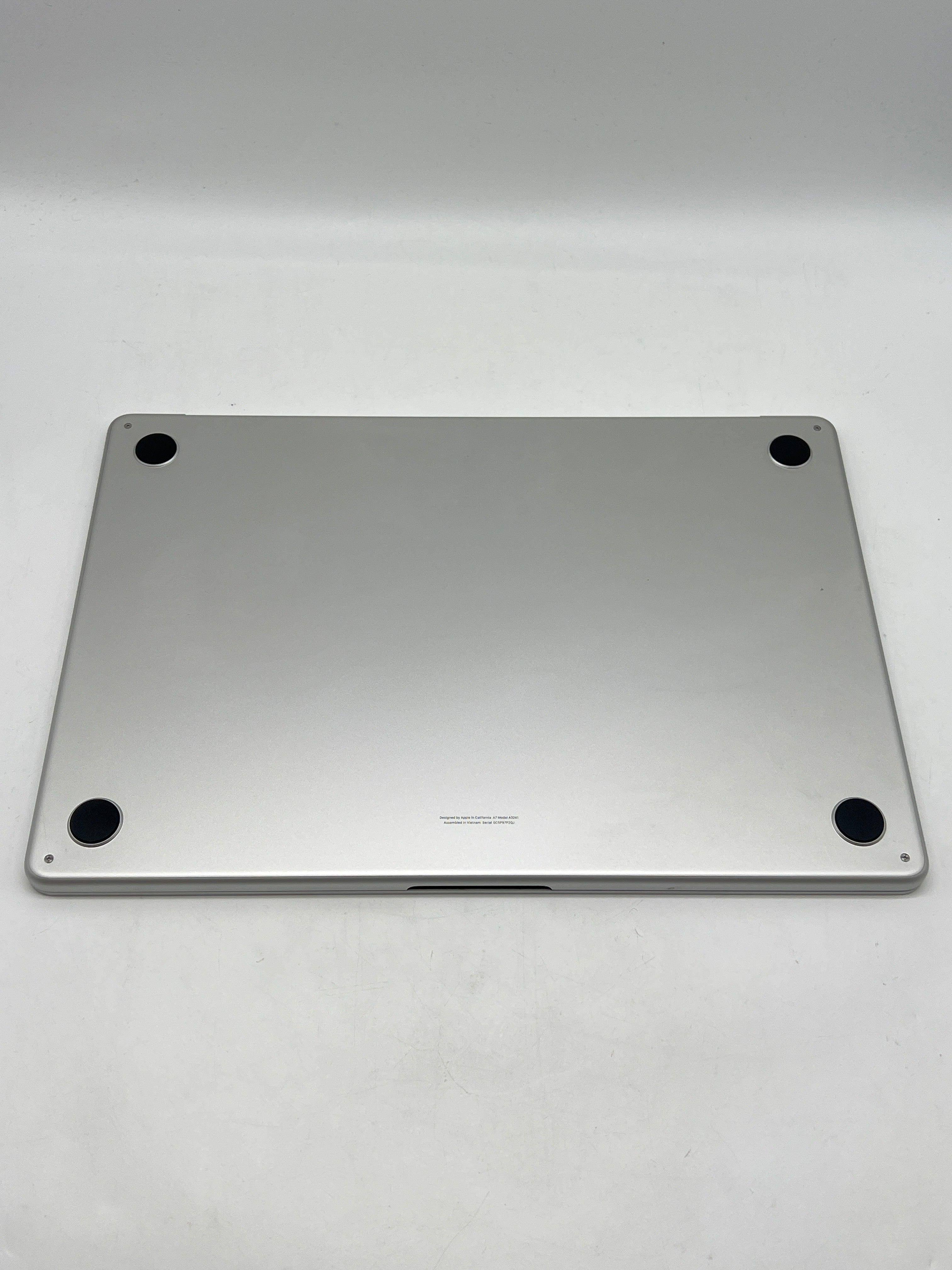 Apple MacBook Air 15" A3241 M4 16GB RAM 256GB SSD - For Parts Read
