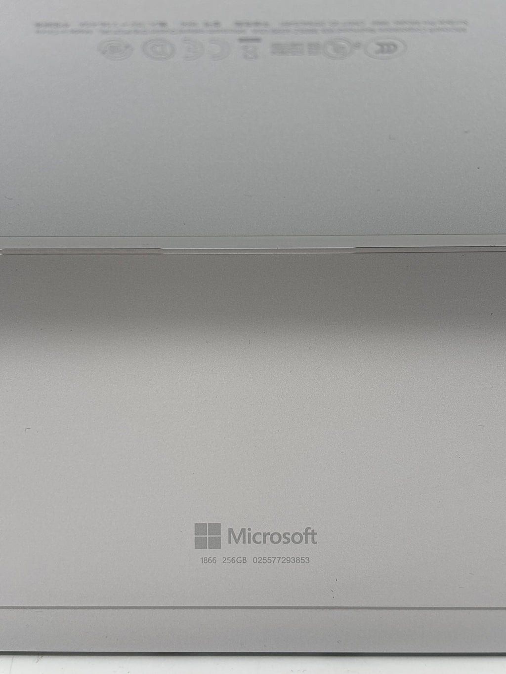 Microsoft Surface Pro 7 1866 i5-1035G4 16GB RAM 256GB SSD