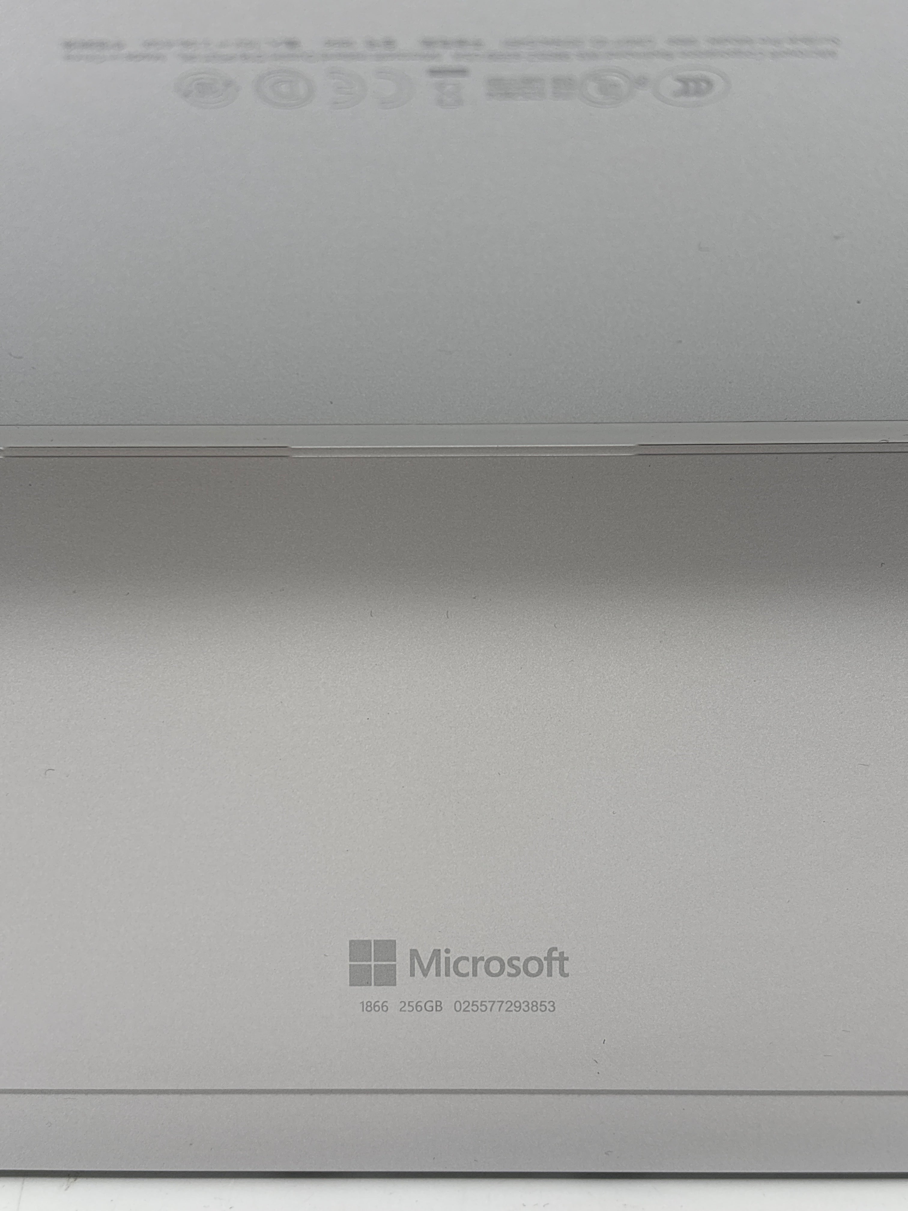 Microsoft Surface Pro 7 1866 i5-1035G4 16GB RAM 256GB SSD