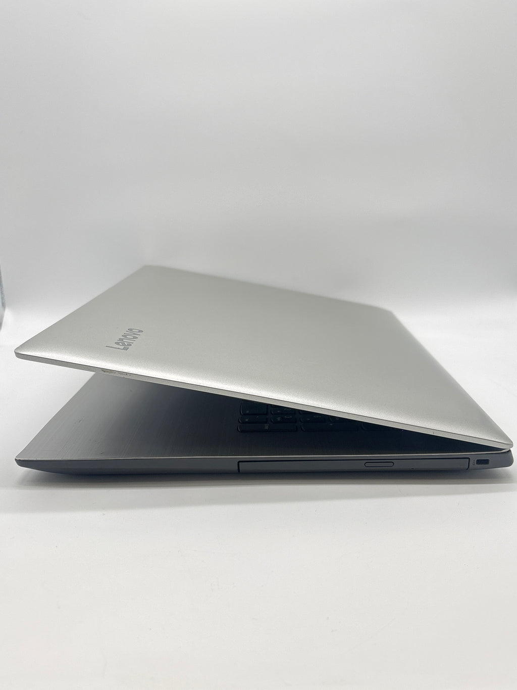 Lenovo IdeaPad 320 i5-7200U 8GB RAM 1TB HDD