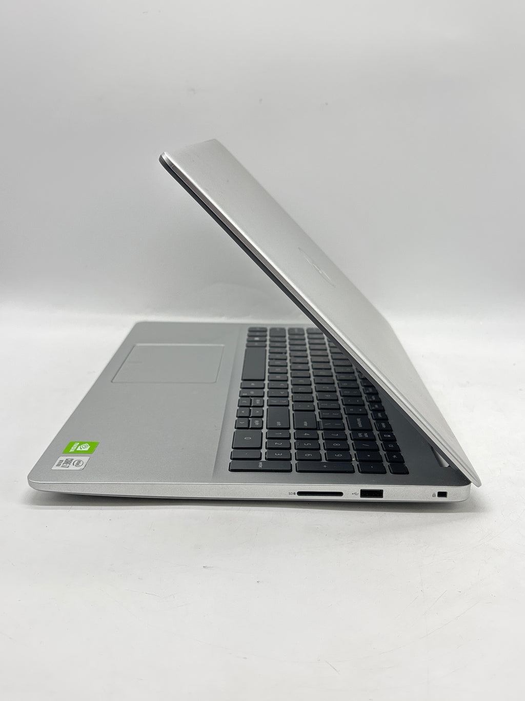 Dell Inspiron 5593 Core i7-1065G7 16GB RAM 512GB SSD 15.6in Laptop - For Parts